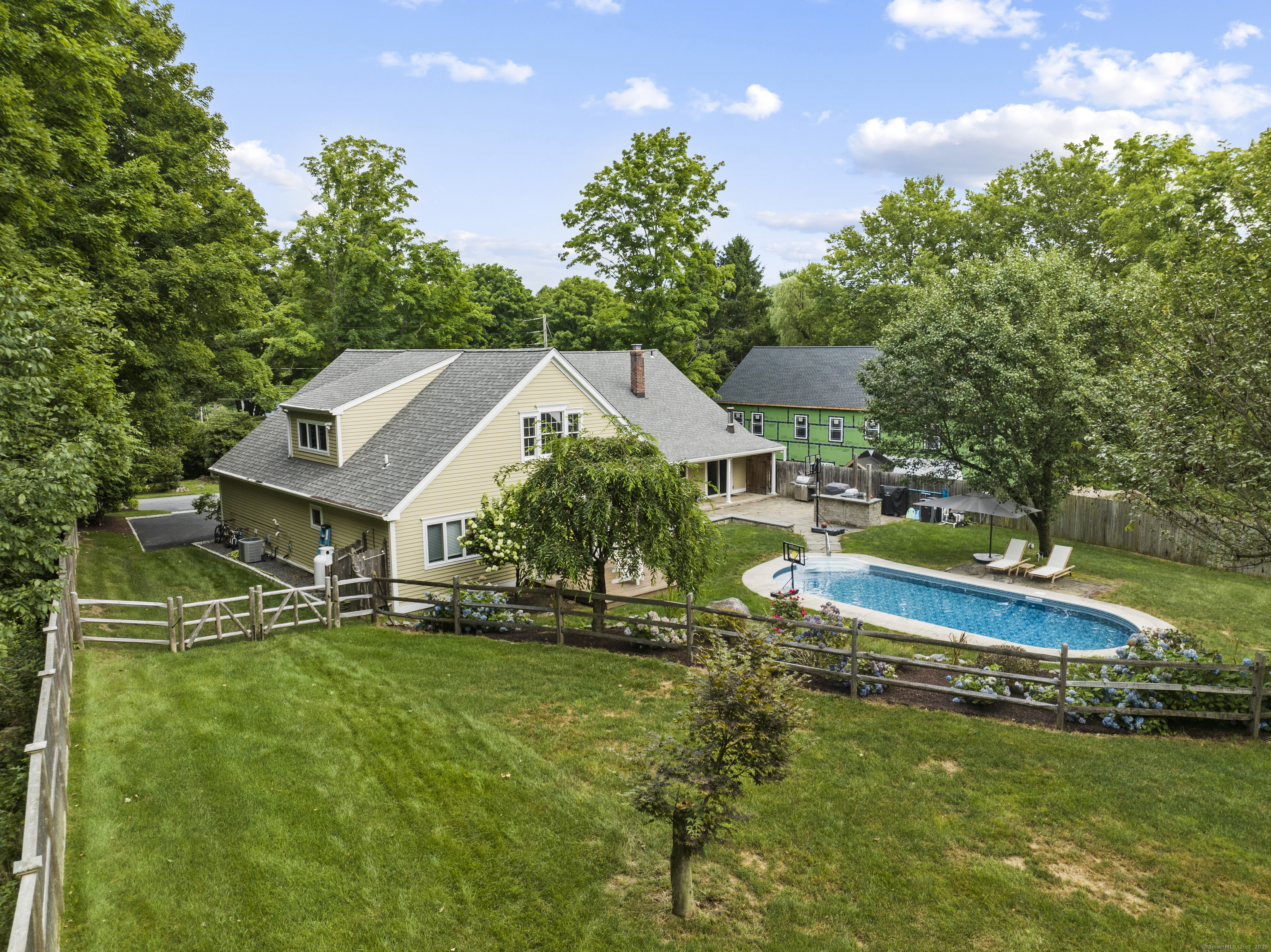 153 Boggs Hill Road, Newtown, Connecticut image 39