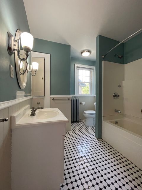 Tiny photo for 809 Edgewood Avenue #2, New Haven, CT 06515 (MLS # 24153006)