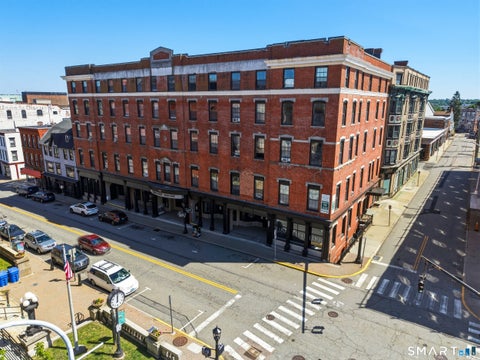 Multifamily For Sale - 35 Union Street<br/> New London, CT 06320