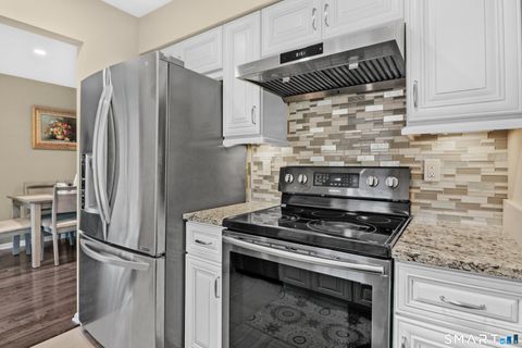 Tiny photo for 14-1/2 Fairview Avenue #B3, Norwalk, CT 06850 (MLS # 24156163)