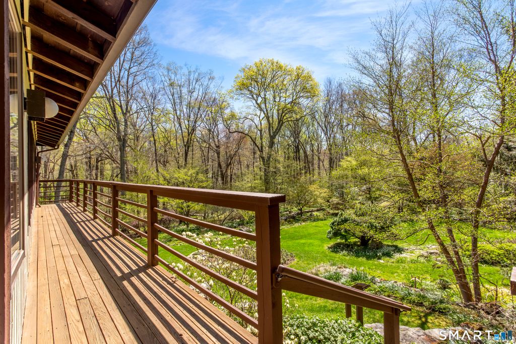Photo of 155 Labbance Lane, Fairfield, CT 06824 (MLS # 24167159)