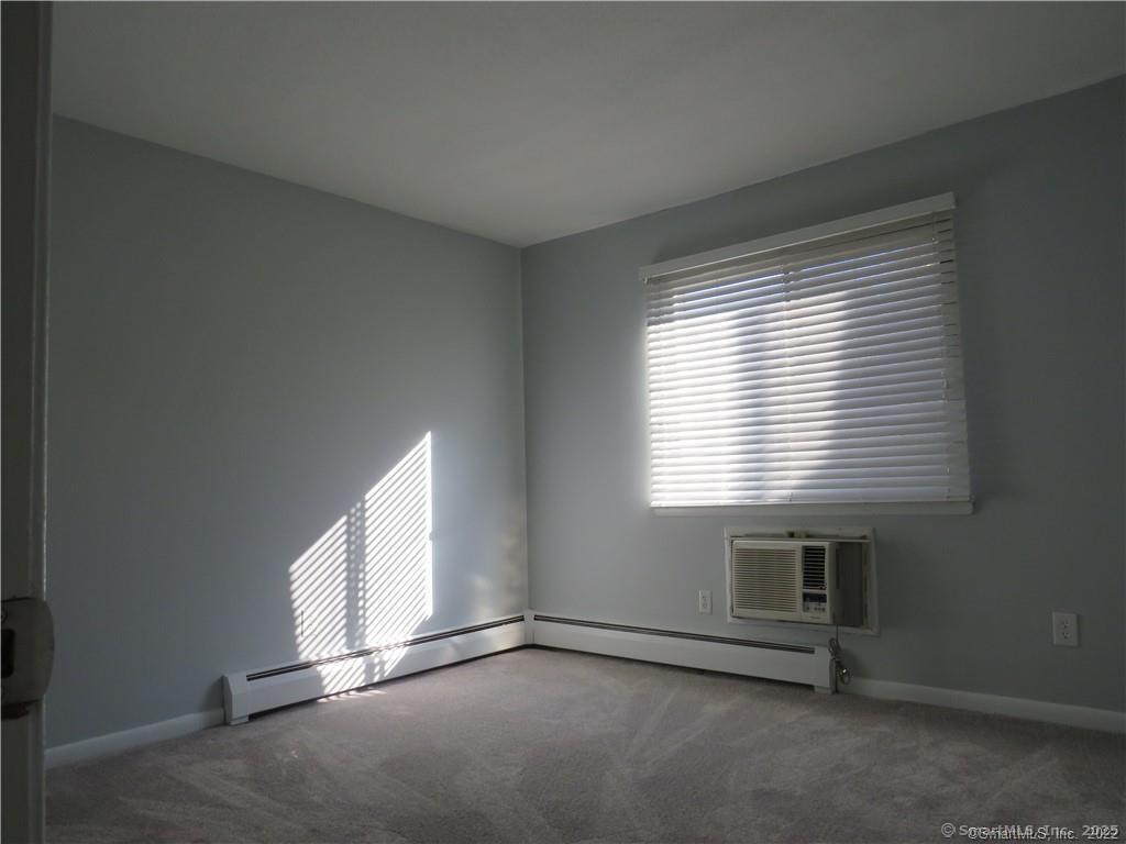 Windsor, Connecticut 06095, United States, 2 Bedrooms Bedrooms, ,3 BathroomsBathrooms,Residential,Active,15448