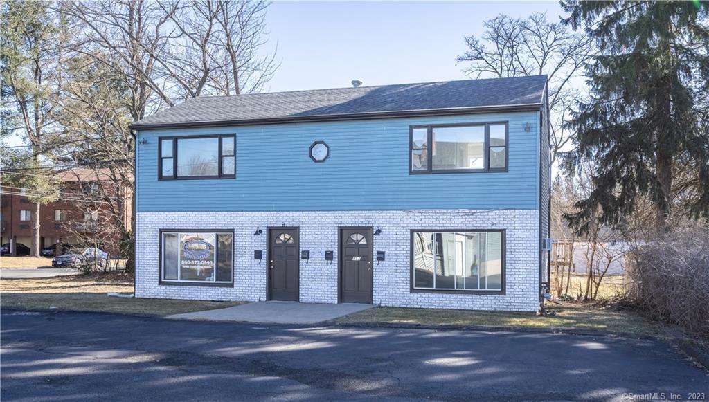 Rental Property at 452 East Street 2BR, Plainville, Connecticut - Bathrooms: 1 
Rooms: 2  - $1,150 MO.