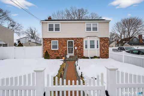 83 Deerfield Drive Manchester CT 06040