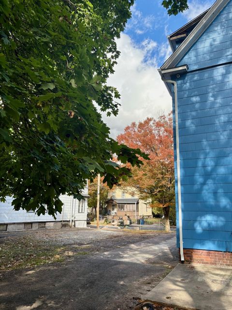 Tiny photo for 8 Read Street #2nd Floor, New Haven, CT 06511 (MLS # 24142305)