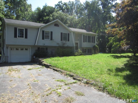 Photo of 114 Yantic Lane, Norwich, CT 06360 (MLS # 24207228)