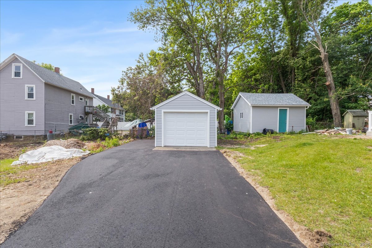 69 Taftville Rd Road