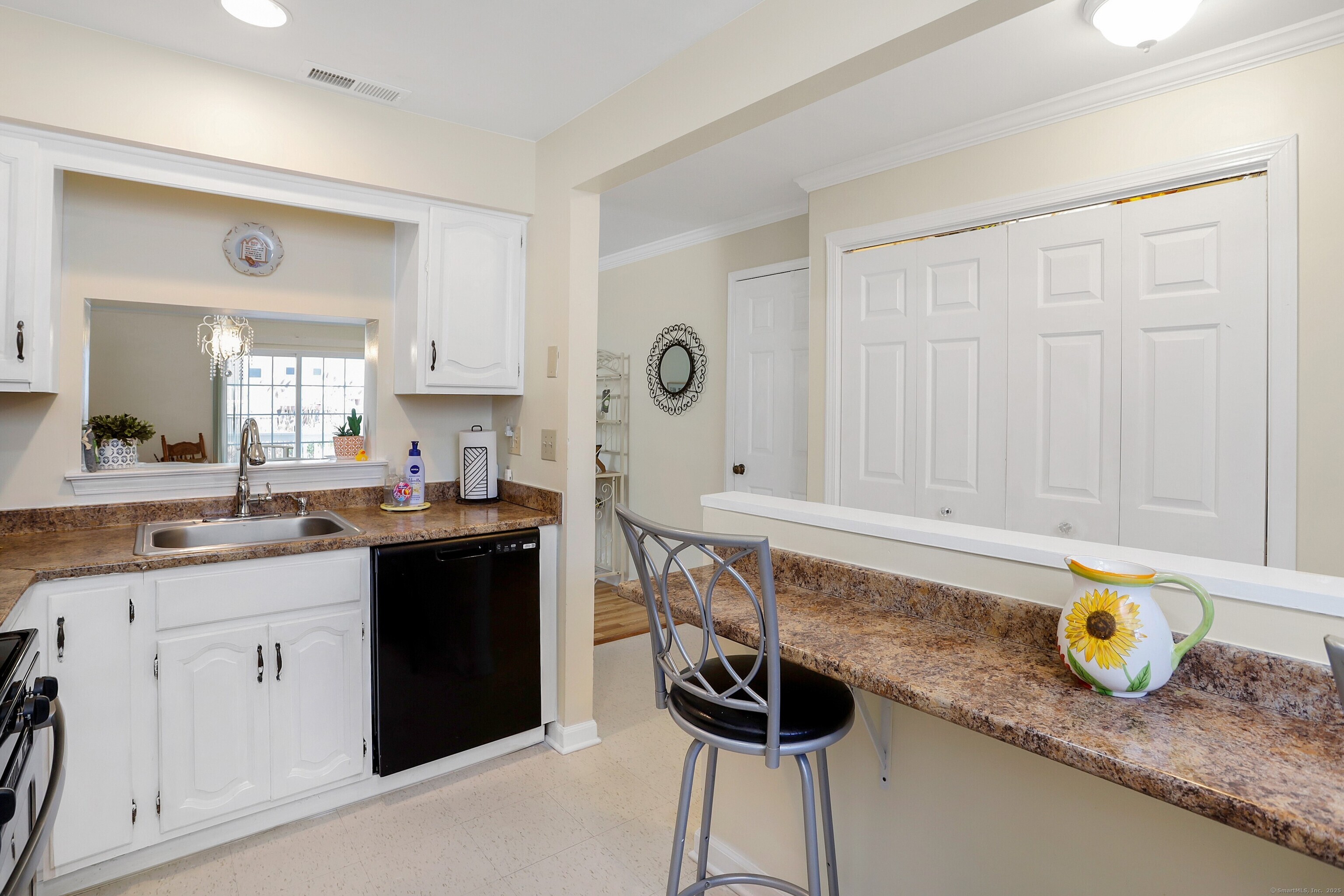 20 Janet Circle #I, Bridgeport, Connecticut image 6