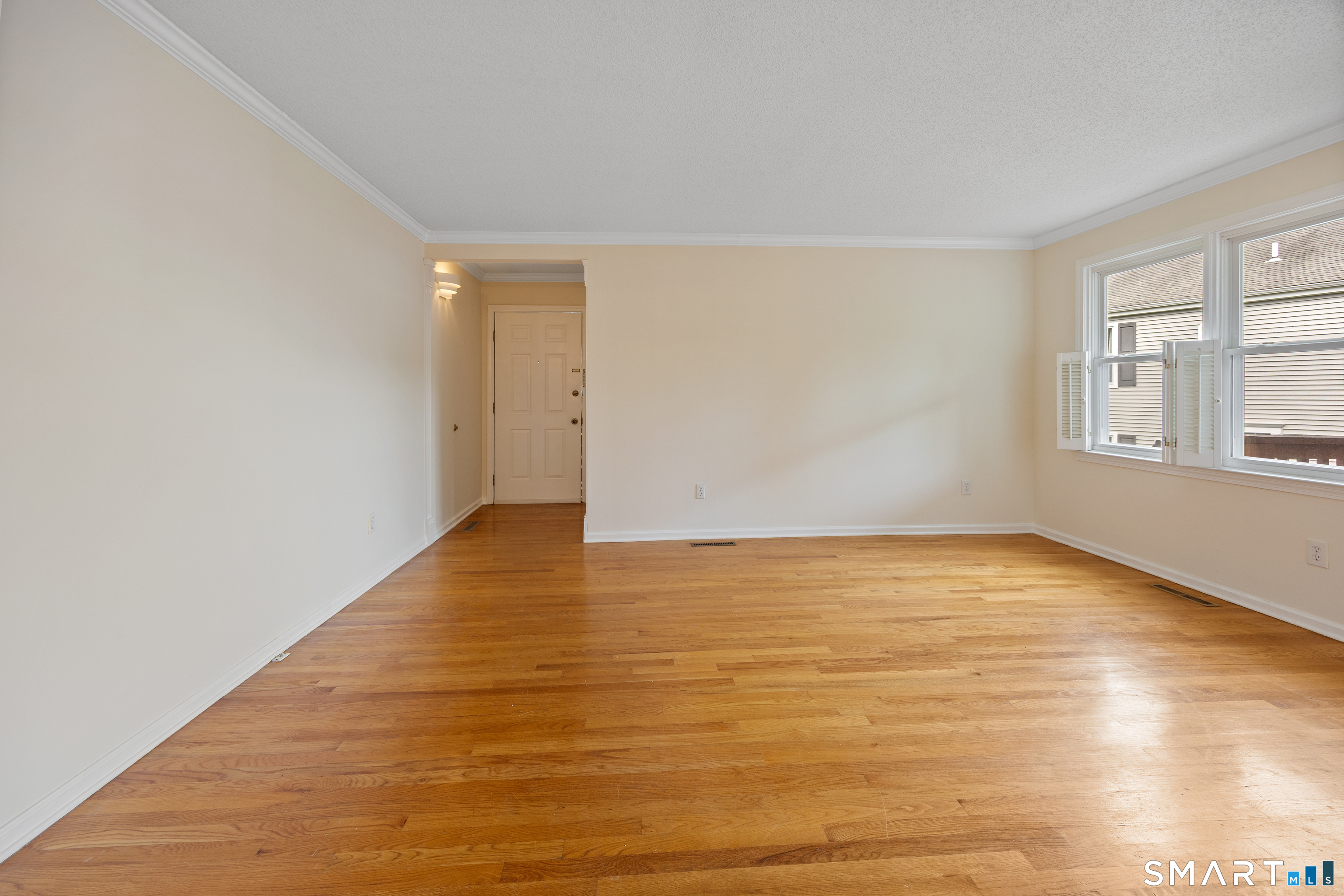 111 Strathmore Lane 111