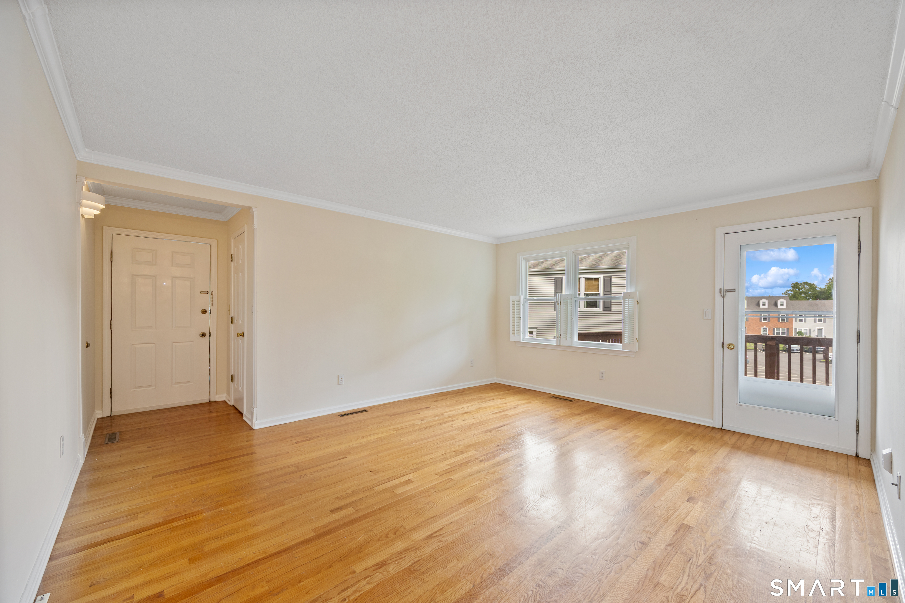 111 Strathmore Lane 111