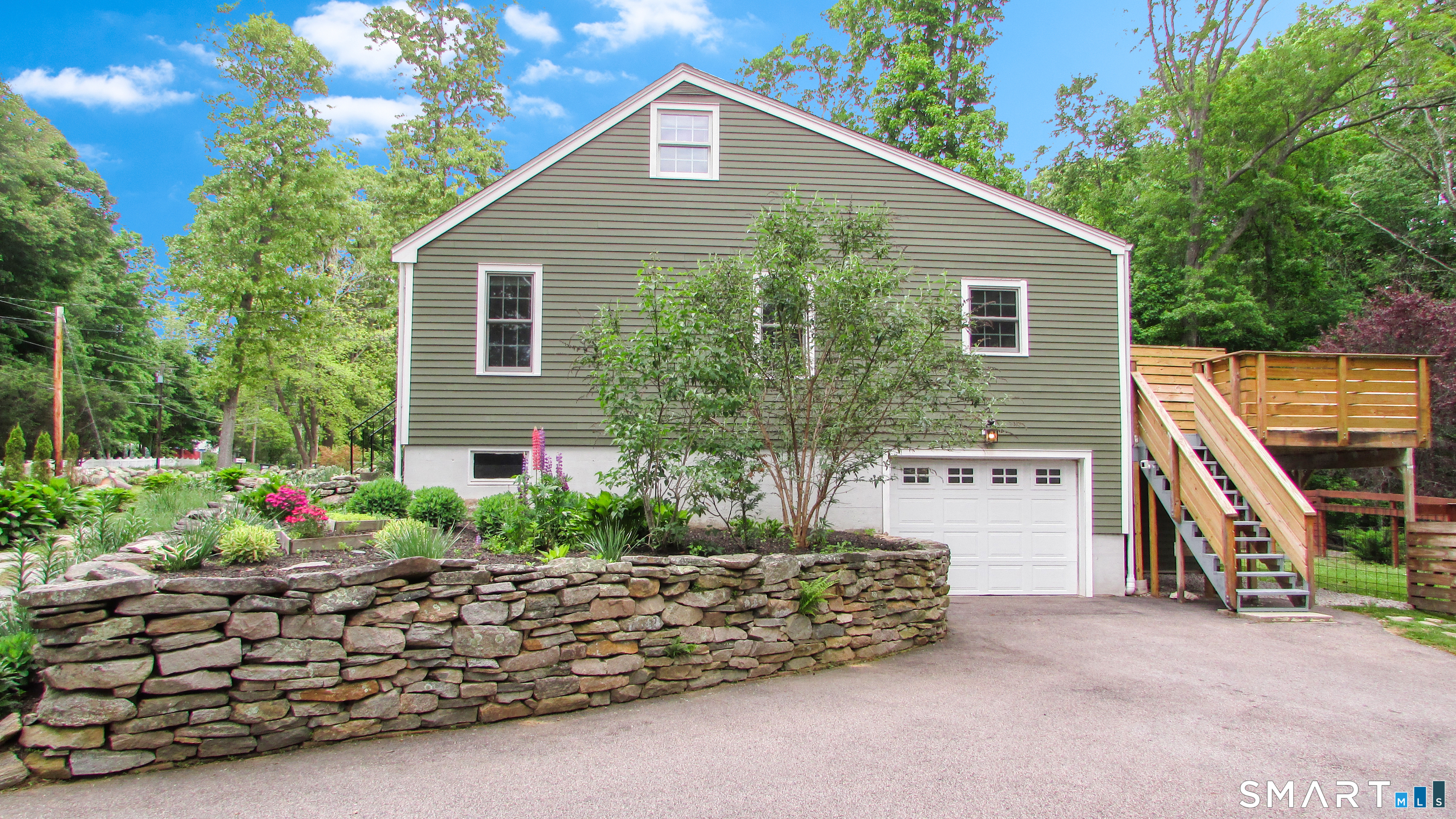 410 Pumpkin Hill Road