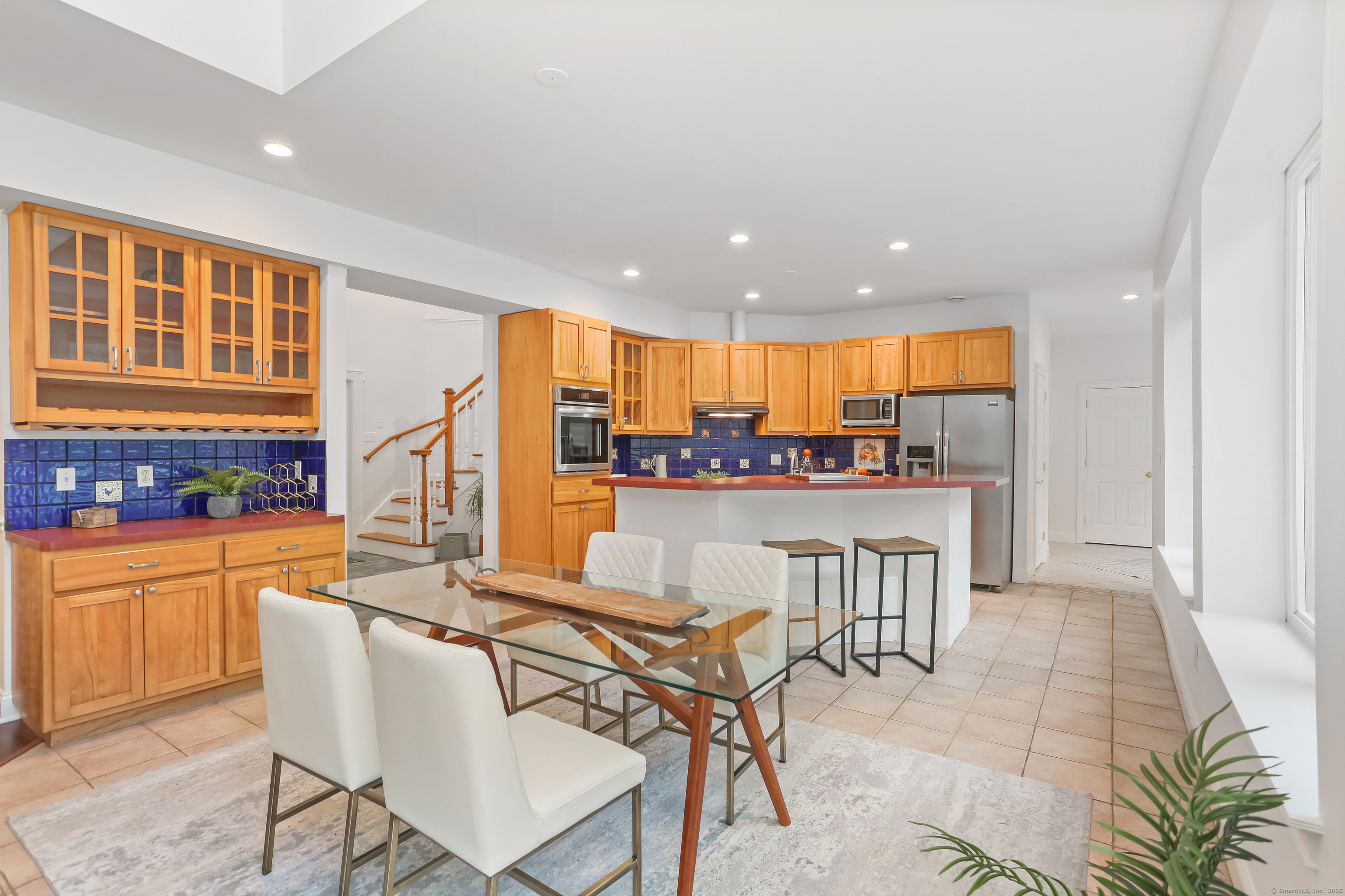 28 Drewbarrie Lane, Easton, Connecticut image 15