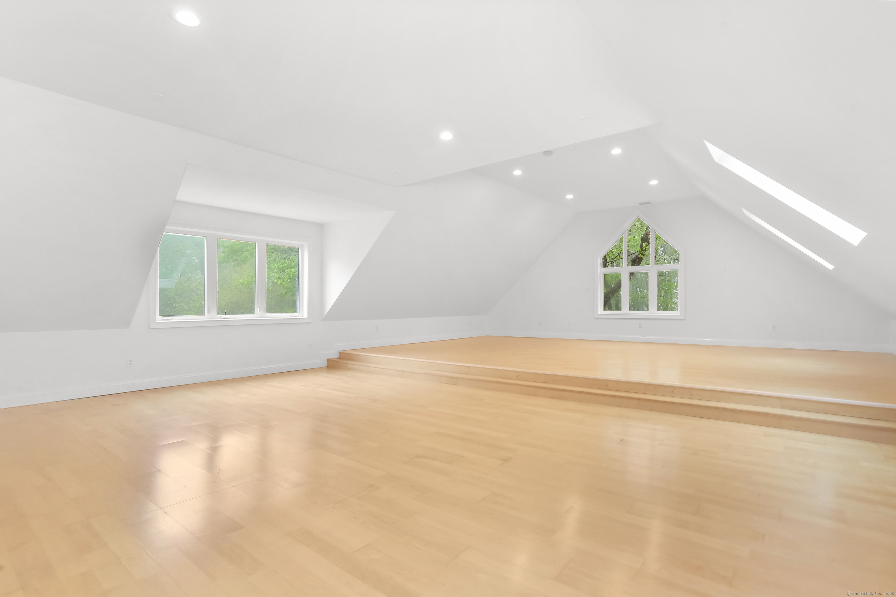 28 Drewbarrie Lane, Easton, Connecticut image 27