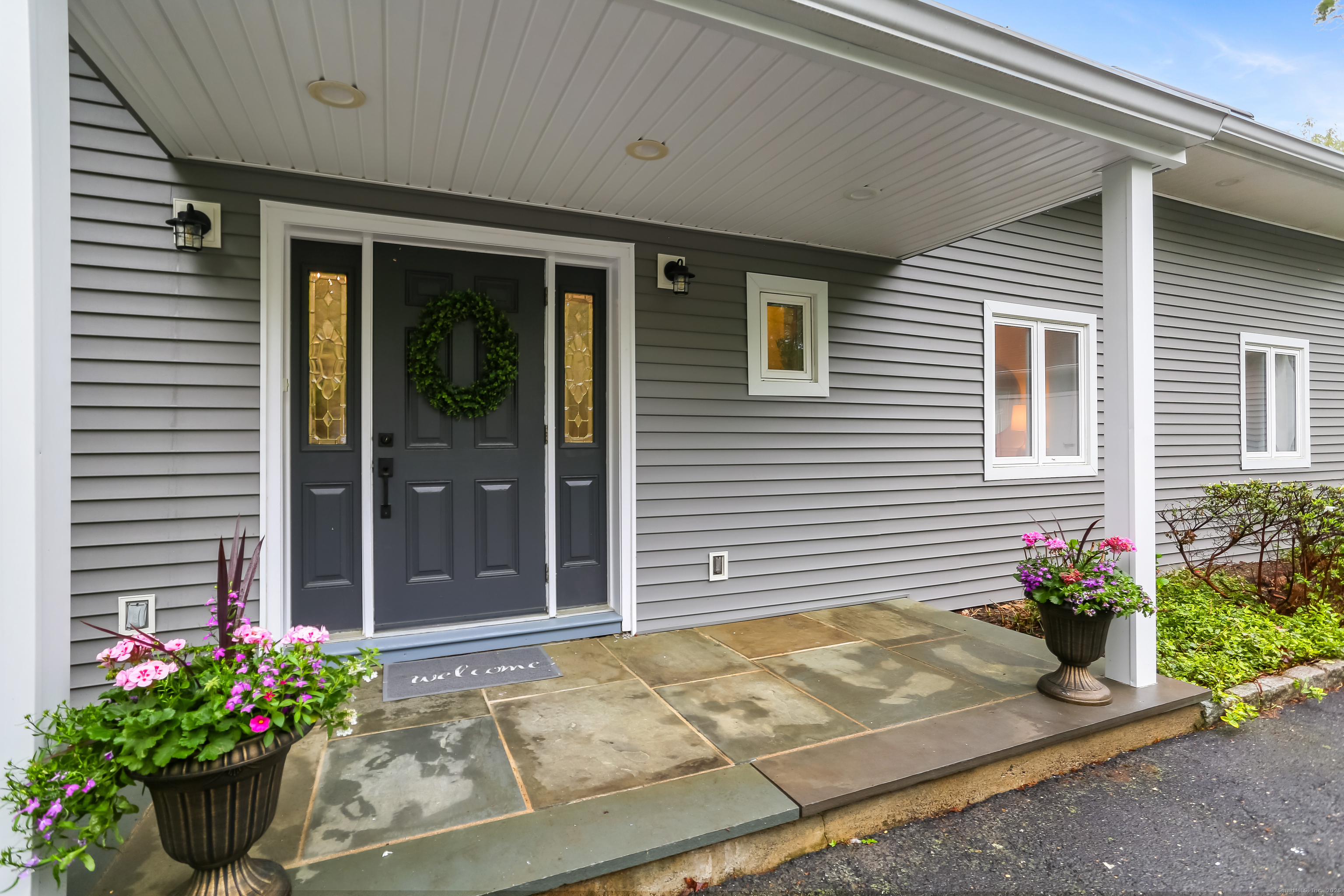 28 Drewbarrie Lane, Easton, Connecticut image 3