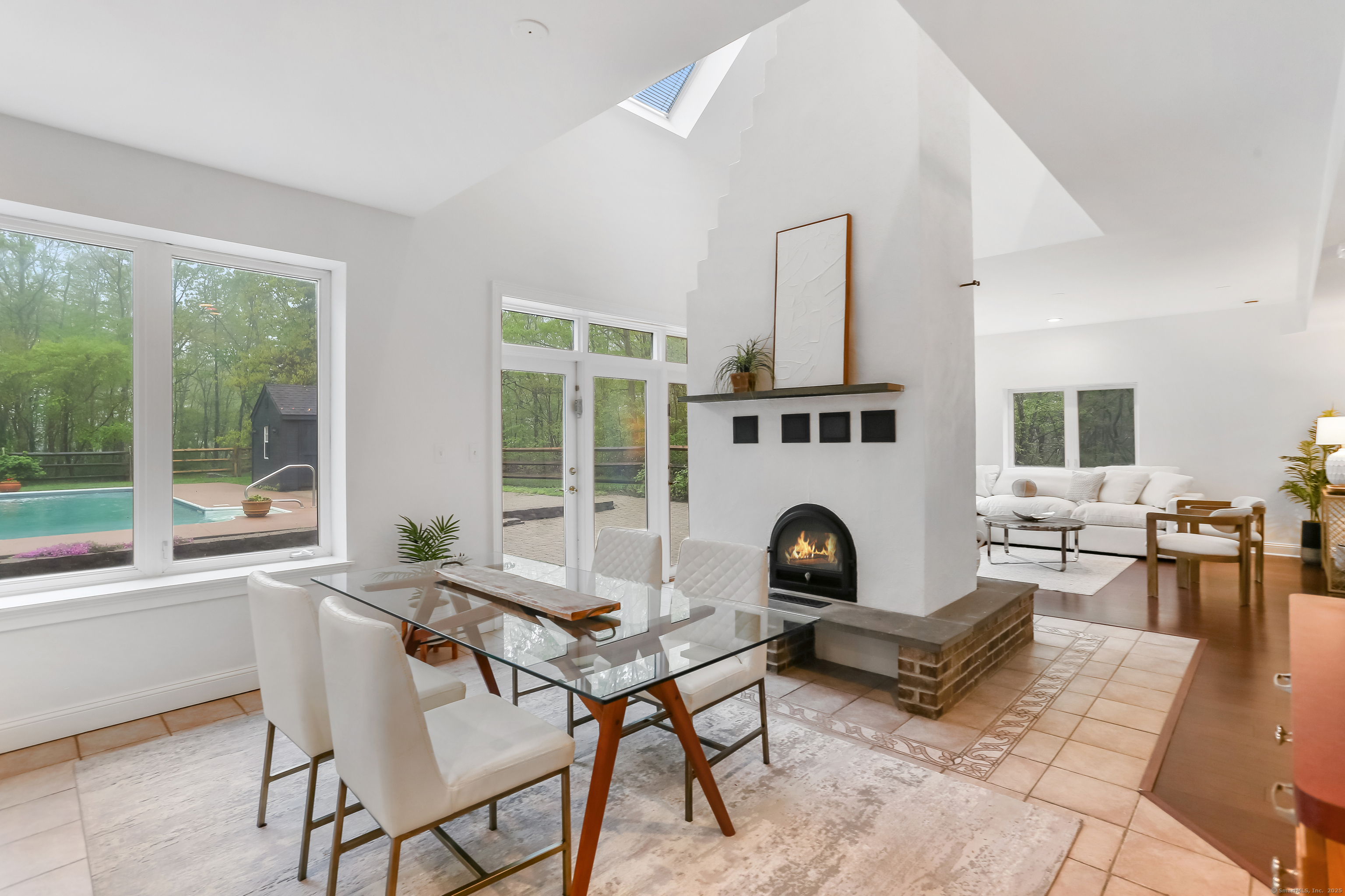 28 Drewbarrie Lane, Easton, Connecticut image 12