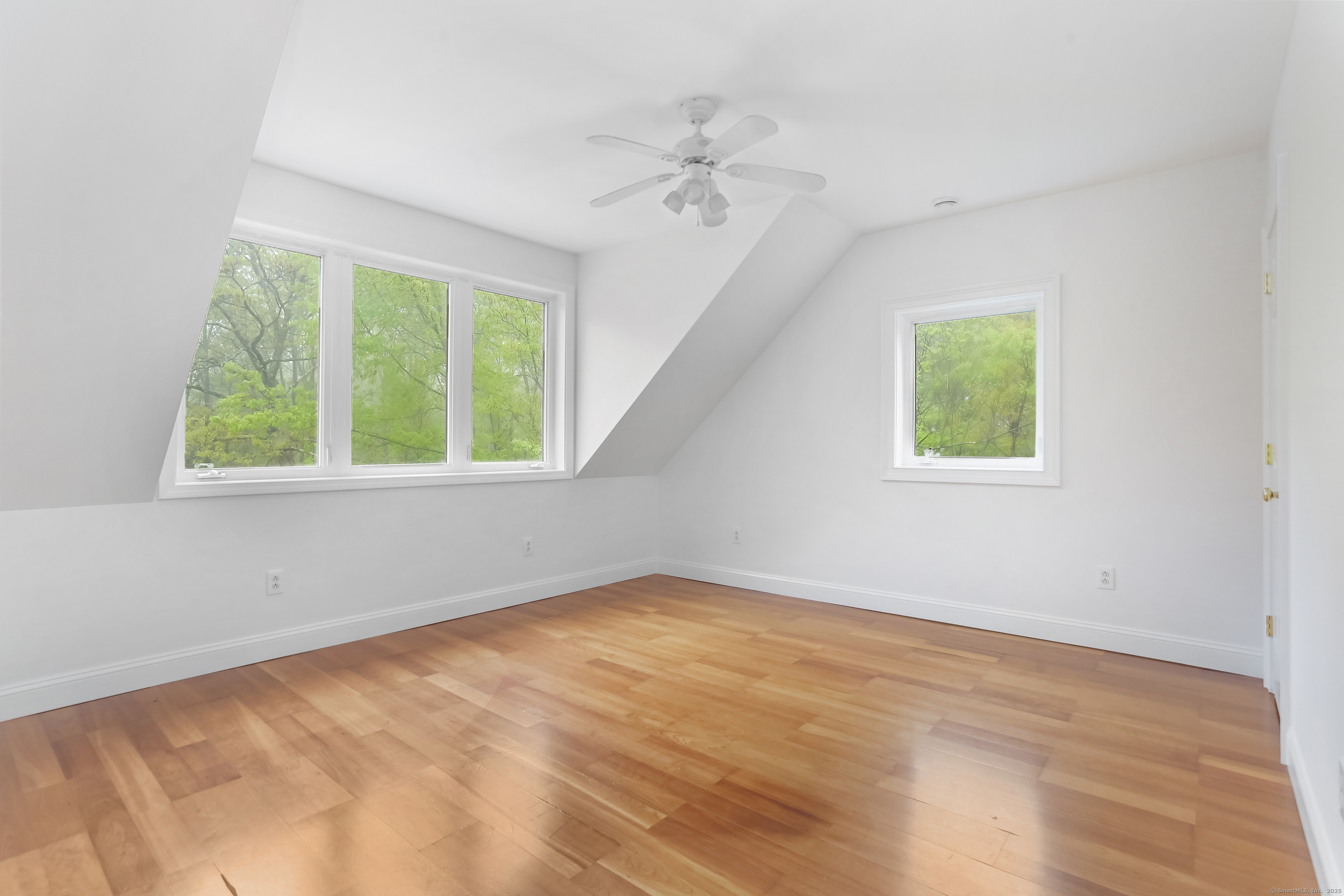 28 Drewbarrie Lane, Easton, Connecticut image 30