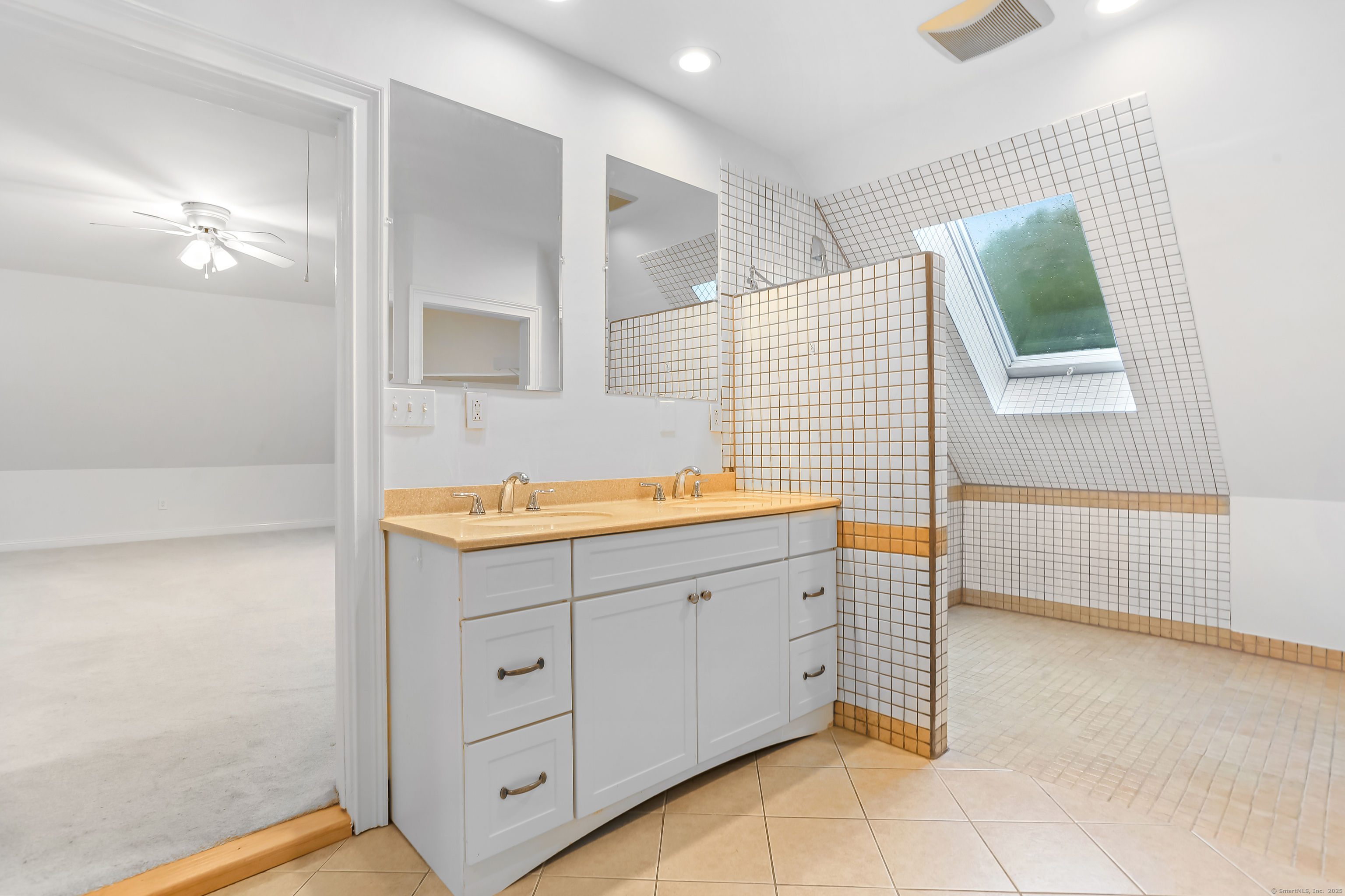 28 Drewbarrie Lane, Easton, Connecticut image 26