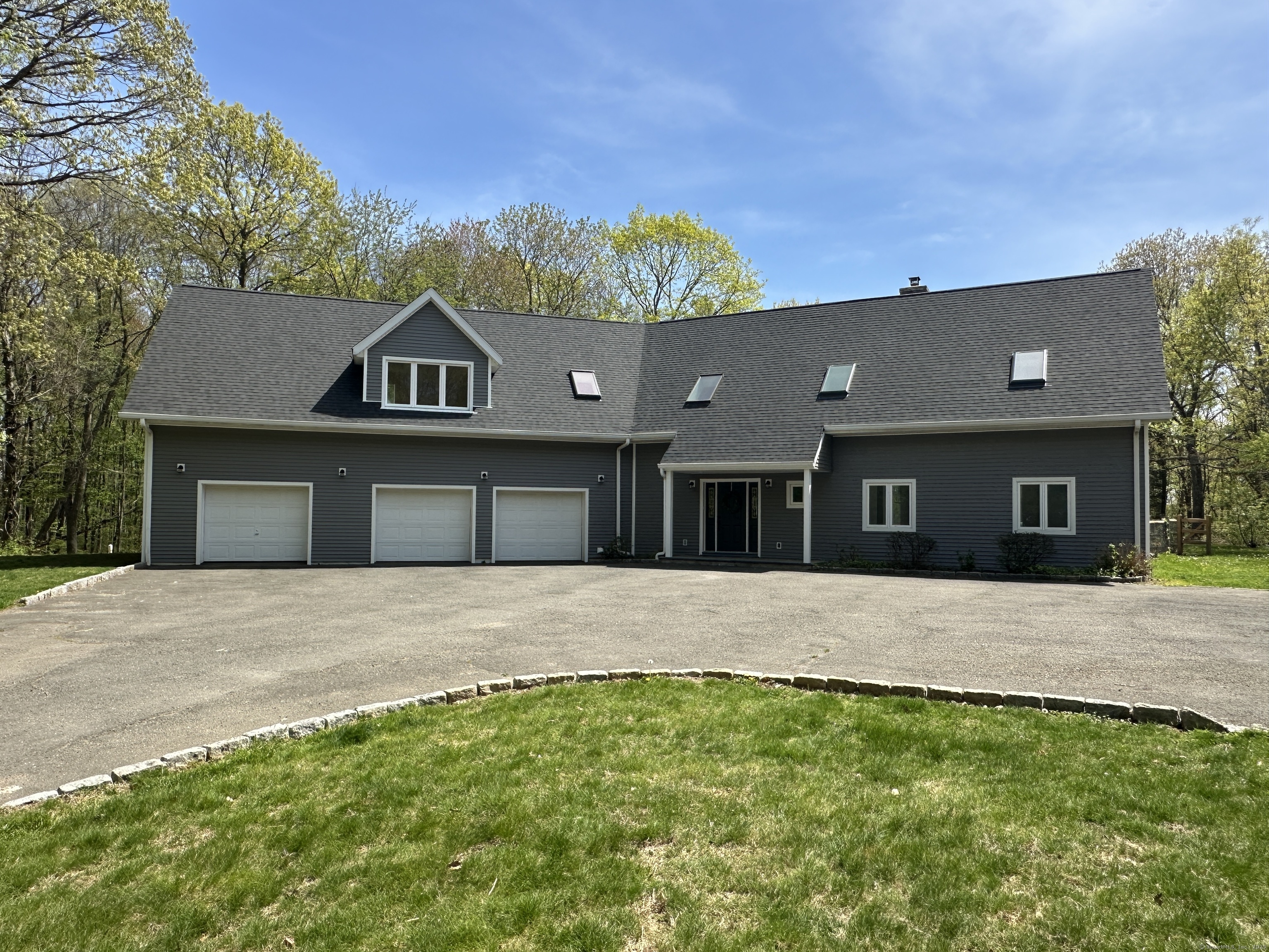 28 Drewbarrie Lane, Easton, Connecticut image 2