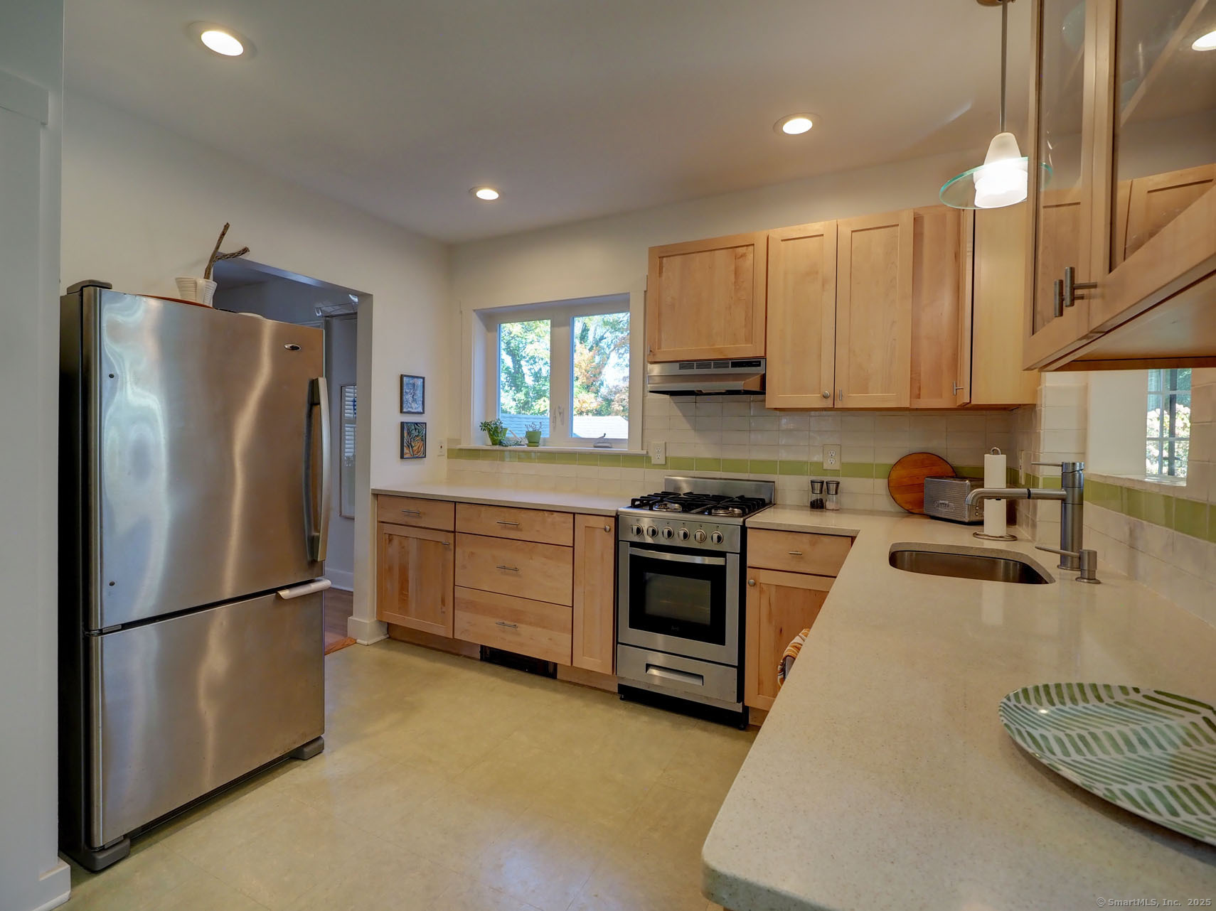 90 Wallace Row, Wallingford, Connecticut image 10