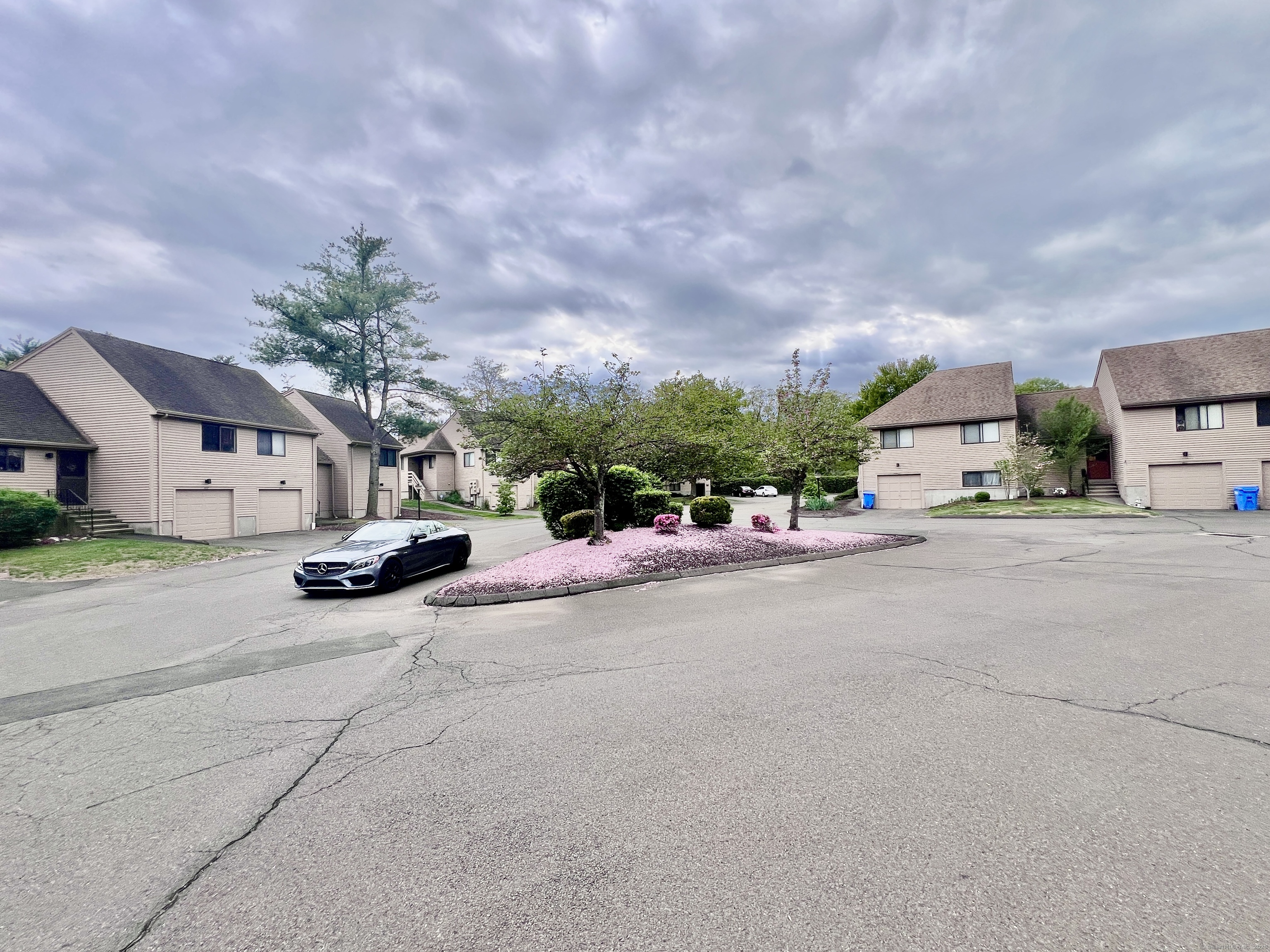 210 Treadwell Street #601, Hamden, Connecticut image 3