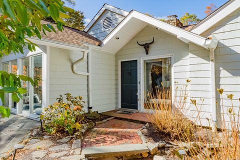 188 Godfrey Road East Weston CT 06883