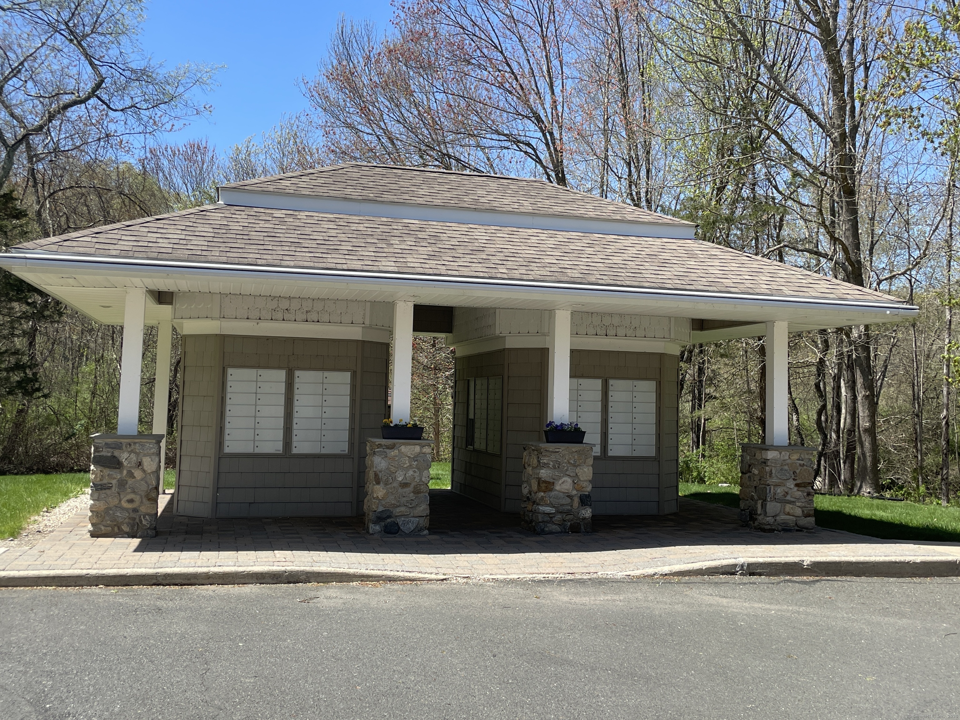 306 Spruce Hill Drive, Oxford, Connecticut image 33
