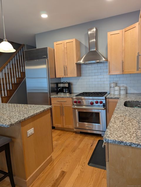 14 1st Street APT J, Stamford, CT 06905 - #: 24114483