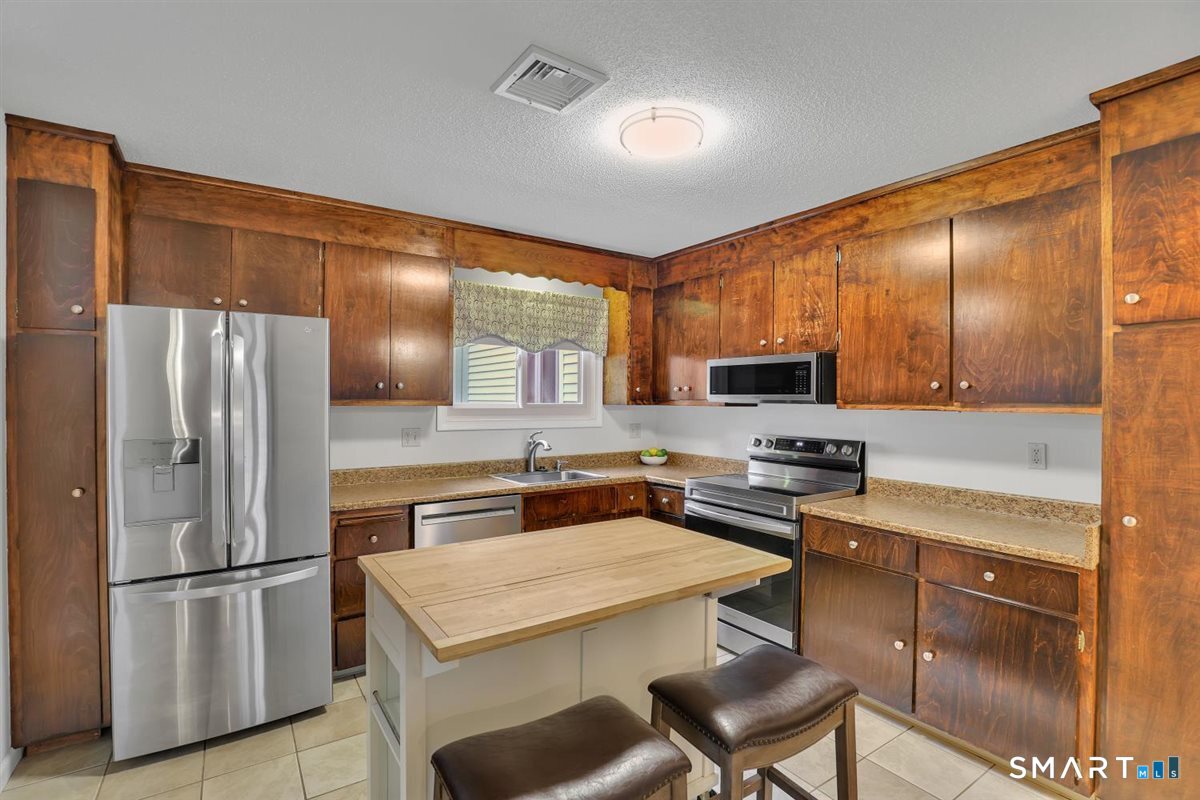 506 Summer Hill Drive 506