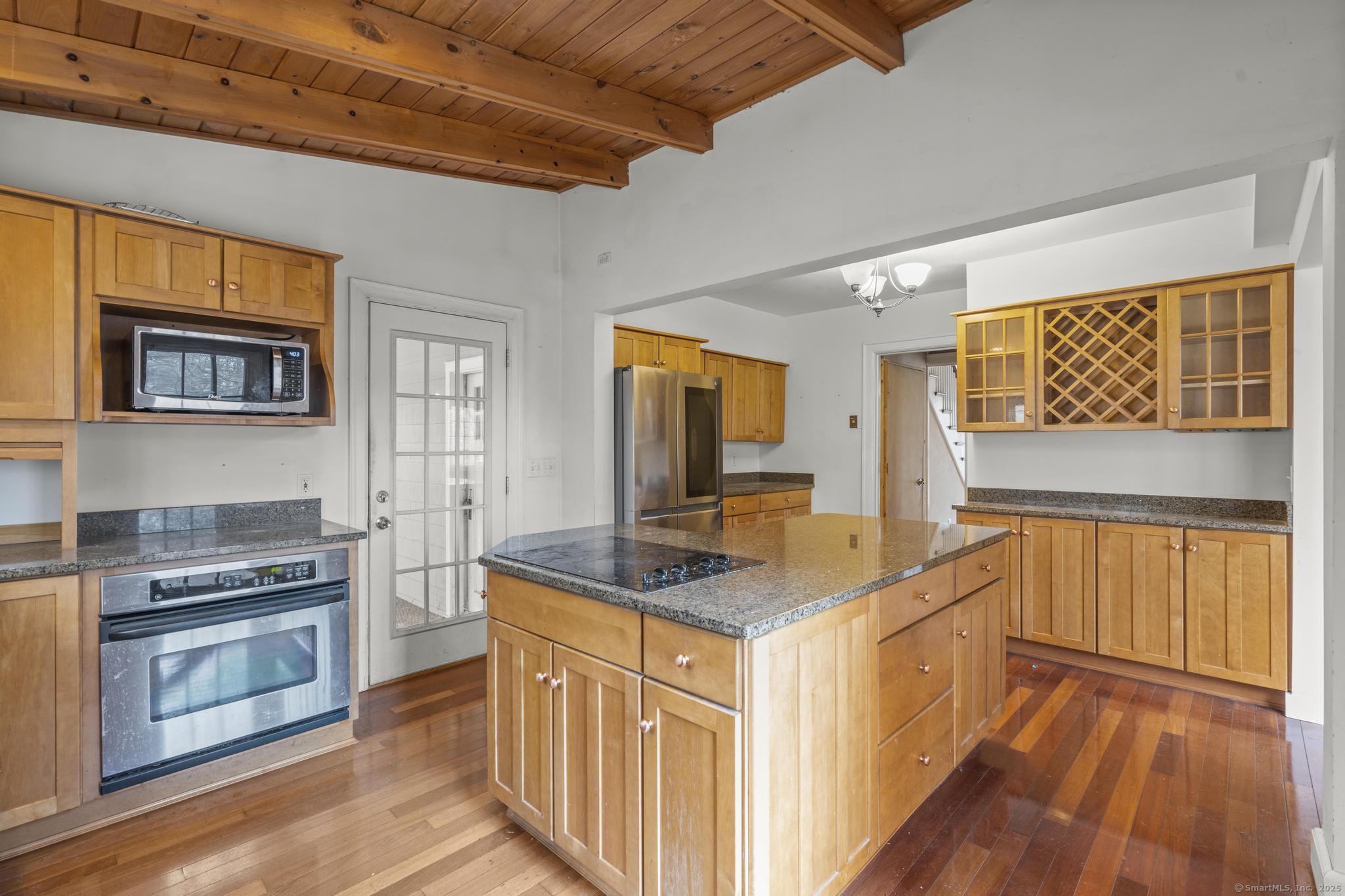 1166 Middletown Avenue, North Branford, Connecticut image 12