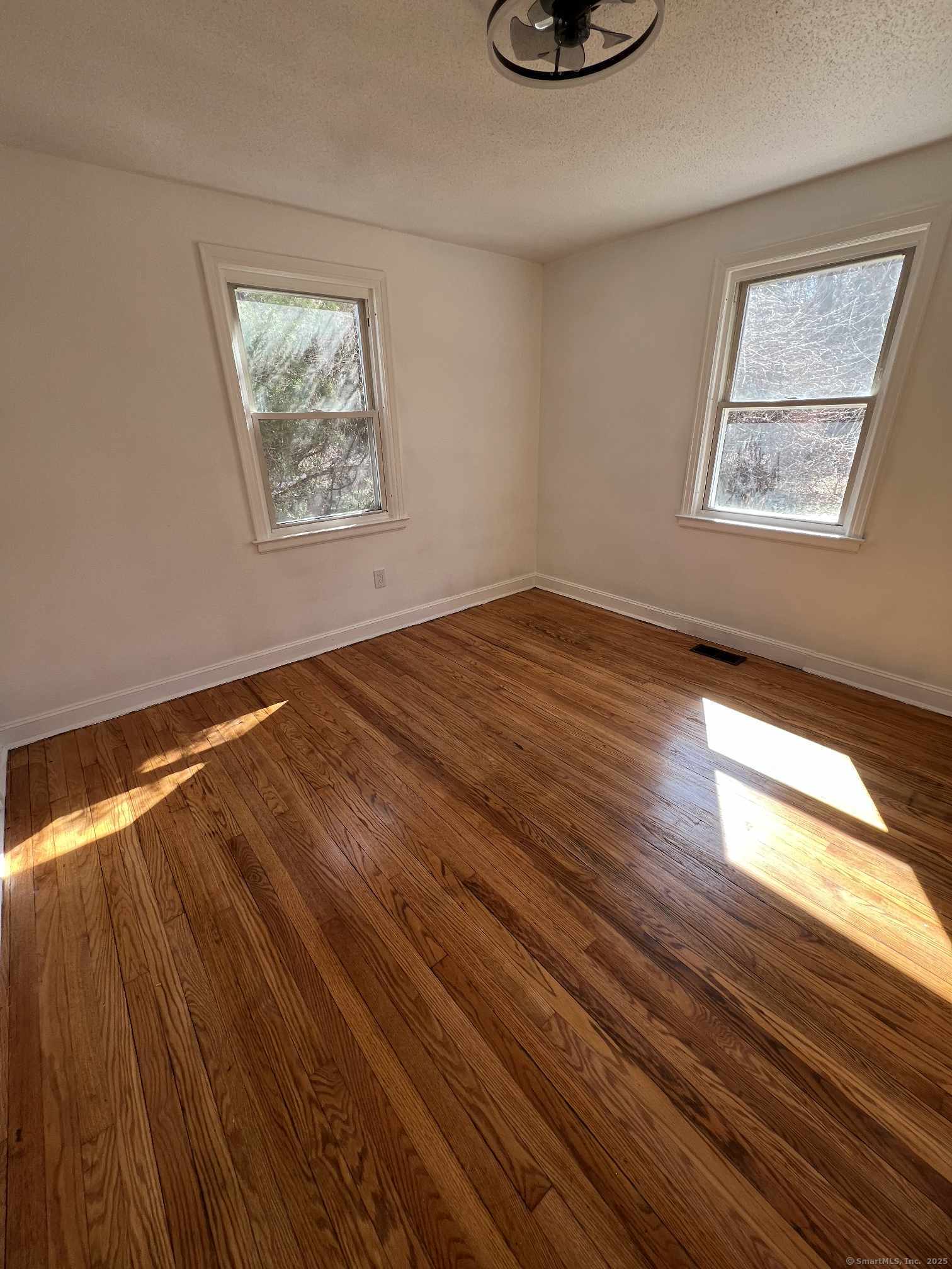 421 Divinity Street, Bristol, Connecticut image 12