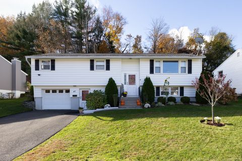 Photo of 47 Westview Drive, Watertown, CT 06779 (MLS # 24134001)