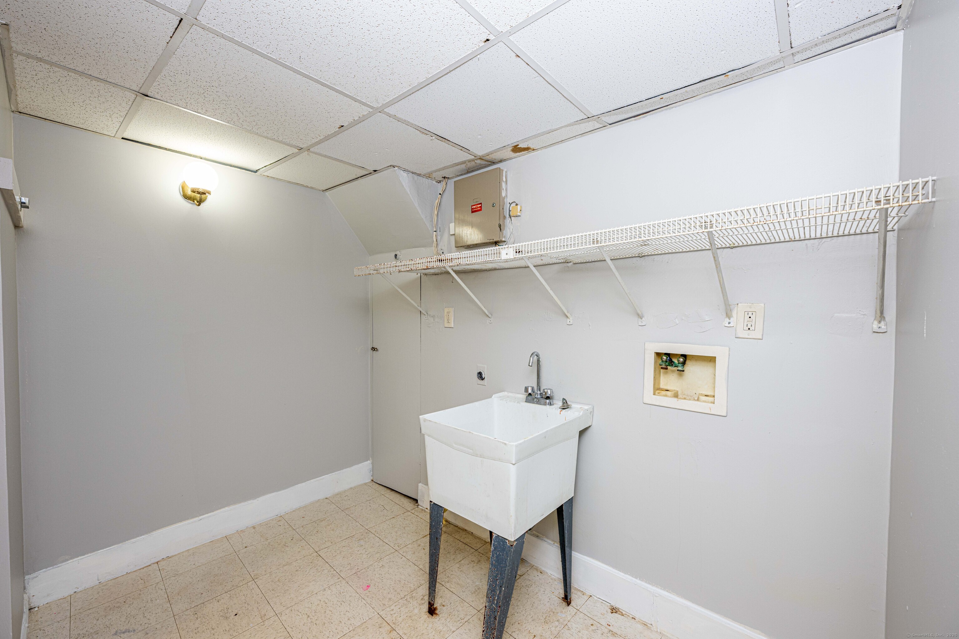 961 N High Street, East Haven, Connecticut image 31
