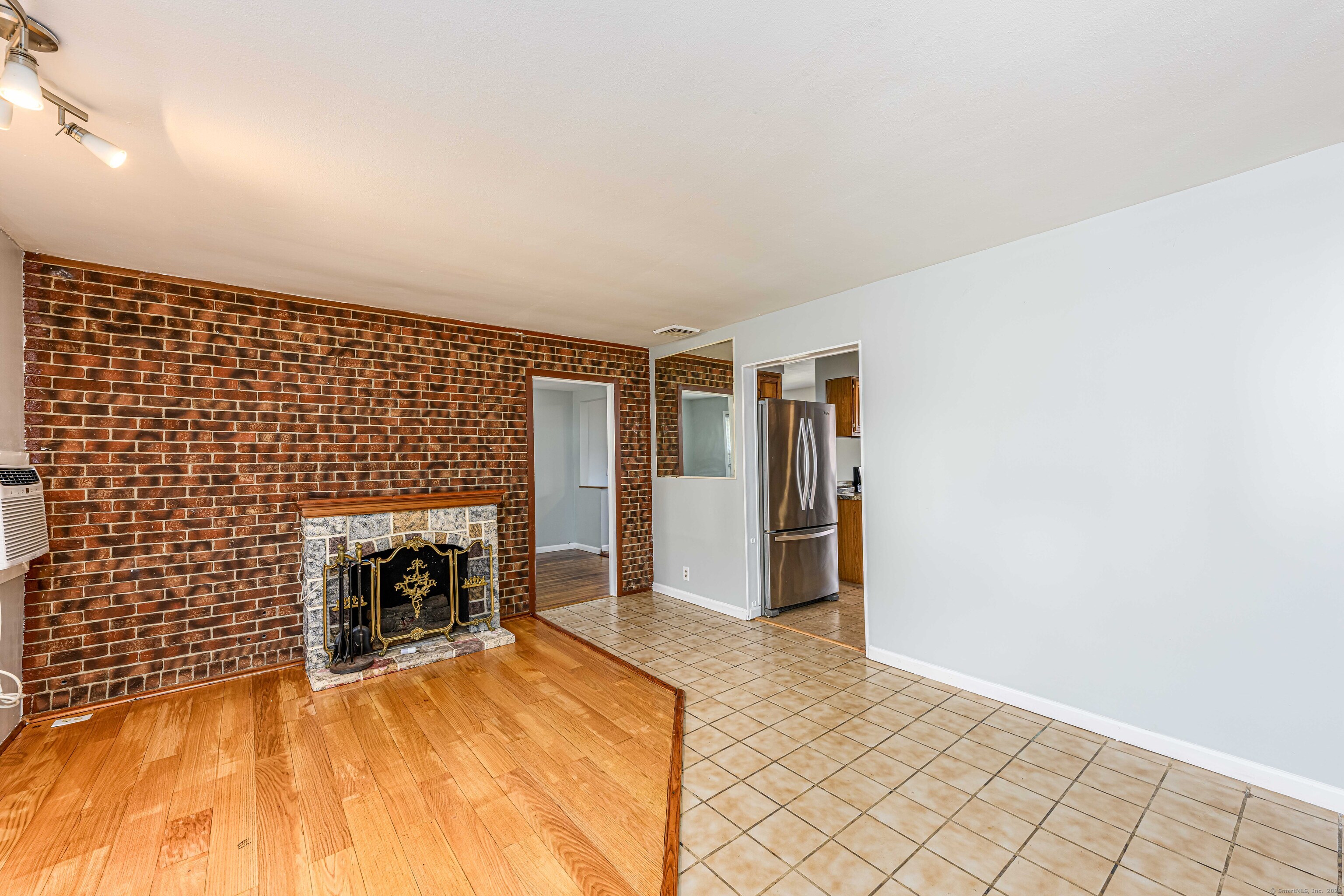 961 N High Street, East Haven, Connecticut image 6