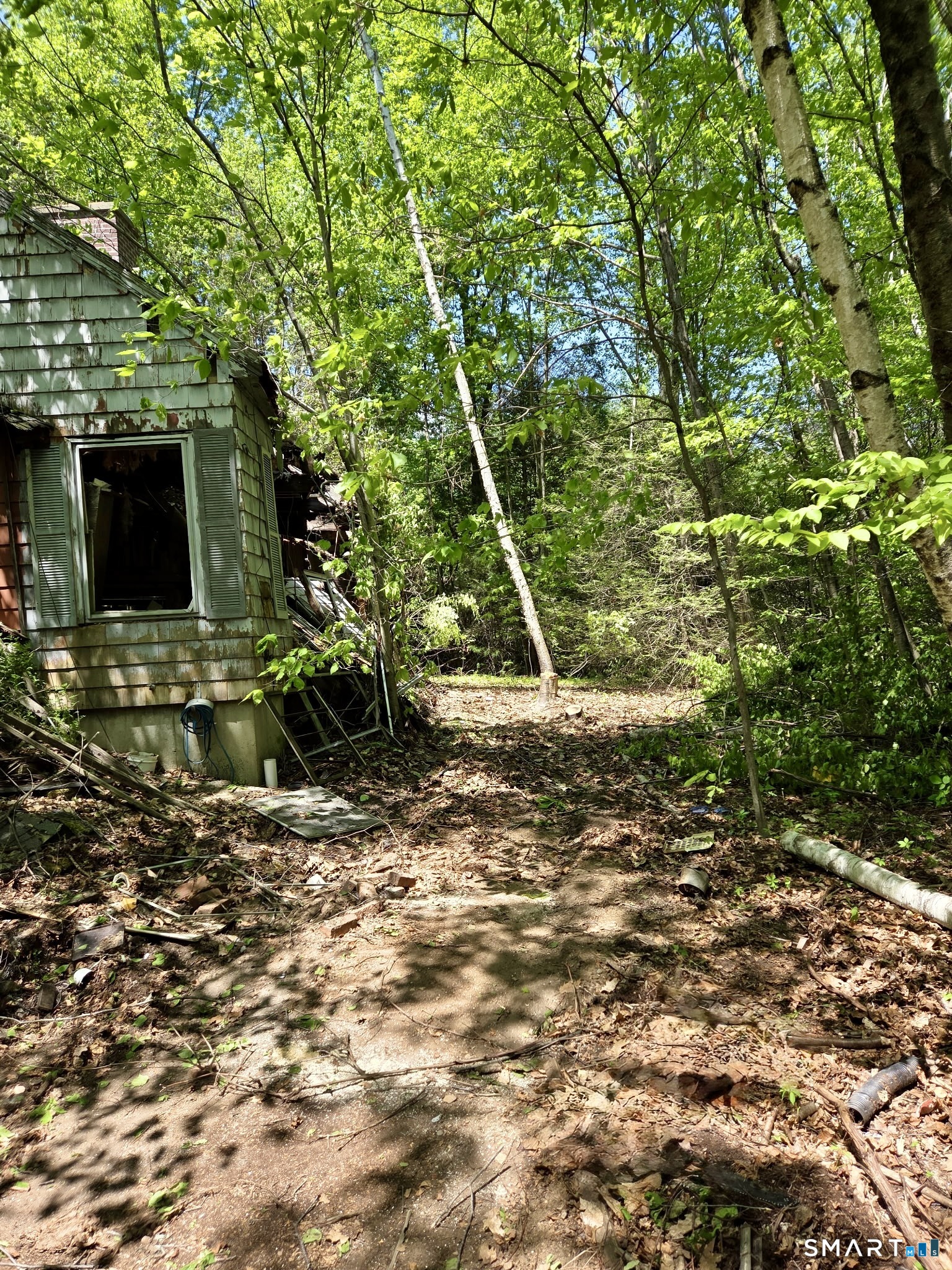 33 Davis Road