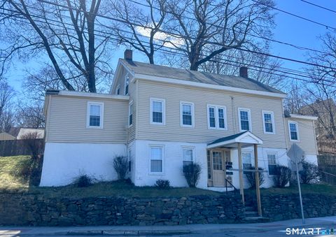 203 School Street Putnam CT 06260