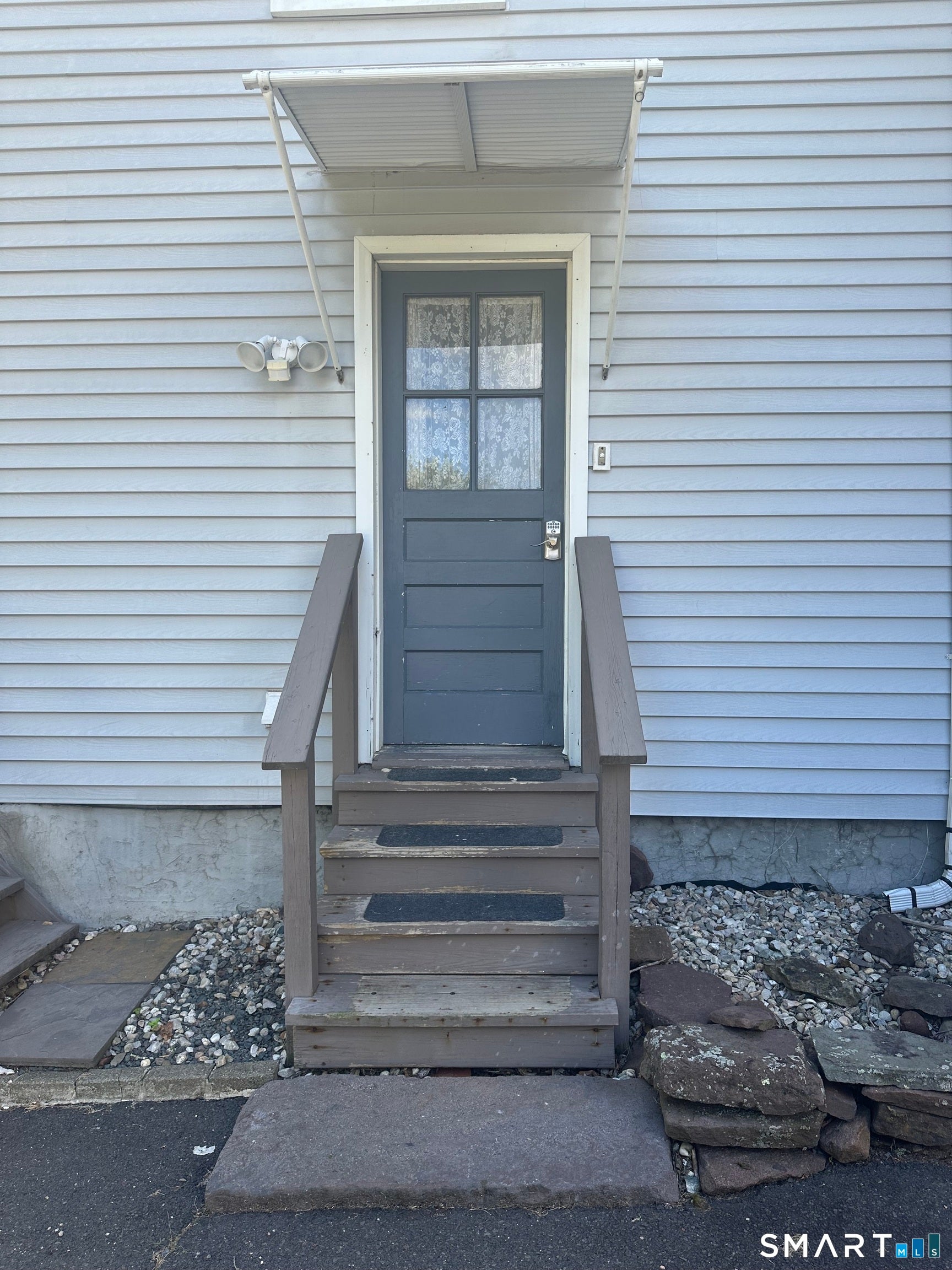 14 Pleasant Street 2