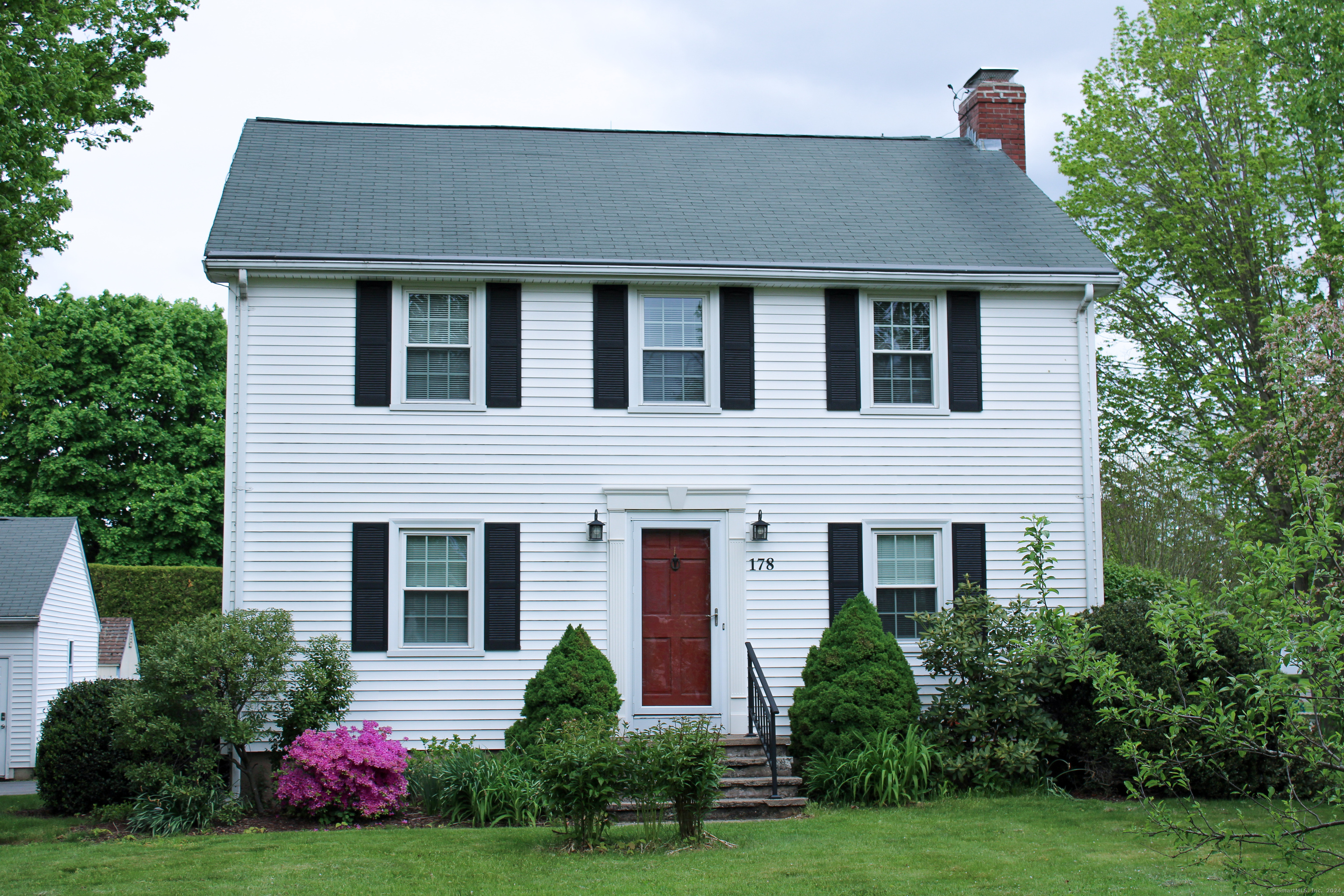 Rental Property at 178 Grieb Road, Wallingford, Connecticut - Bedrooms: 4 
Bathrooms: 2 
Rooms: 10  - $2,900 MO.