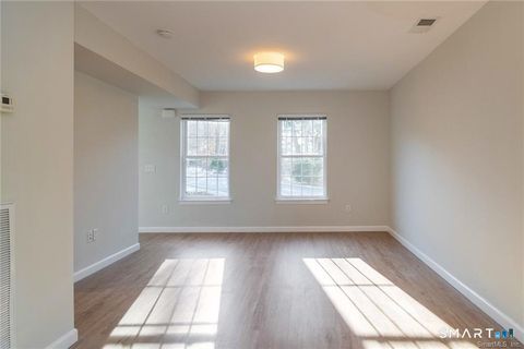 Tiny photo for 77 Lyme Street #2L, Old Lyme, CT 06371 (MLS # 24146023)