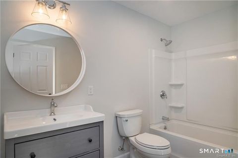 Tiny photo for 77 Lyme Street #2L, Old Lyme, CT 06371 (MLS # 24146023)