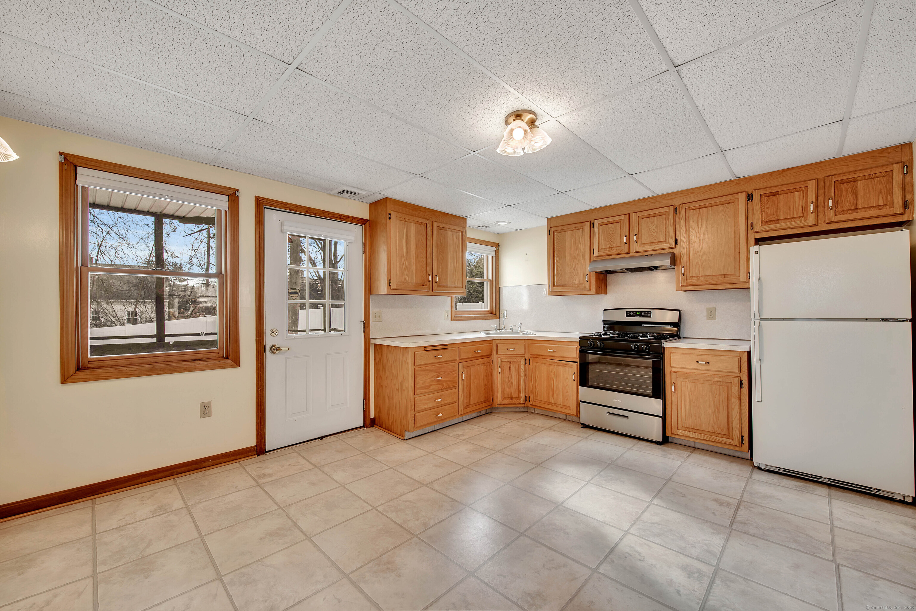 41 Kenmore Avenue, Waterbury, Connecticut image 4