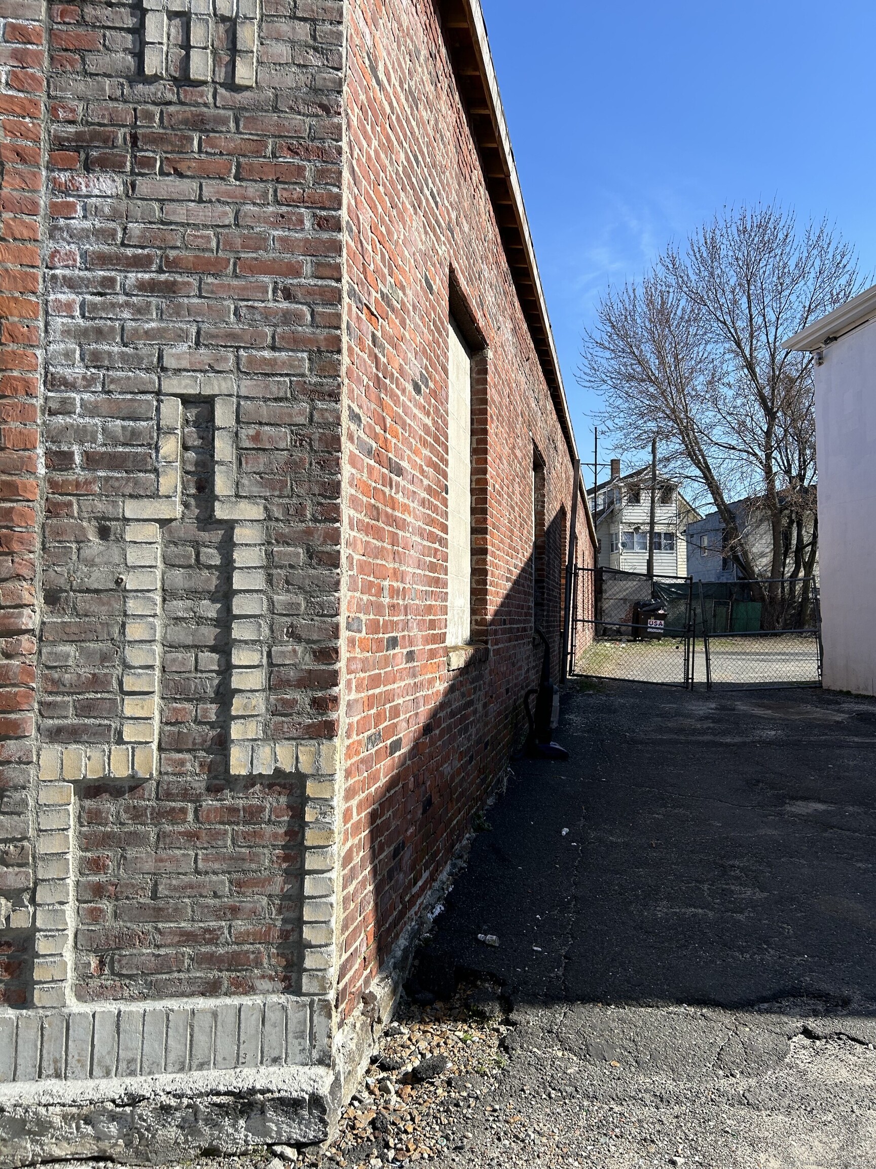 15 East Farm Street