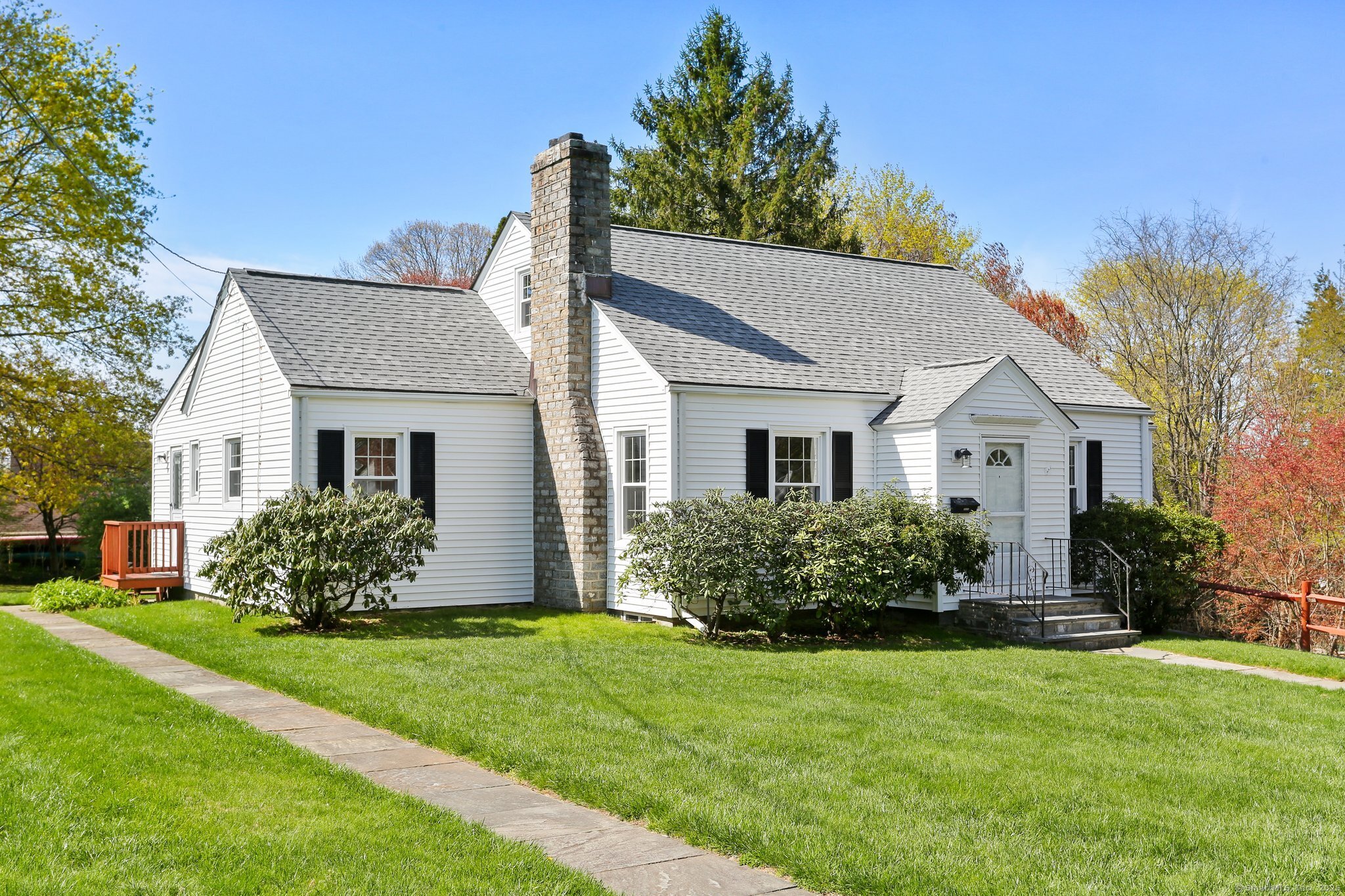 101 Killian Avenue, Trumbull, Connecticut image 2