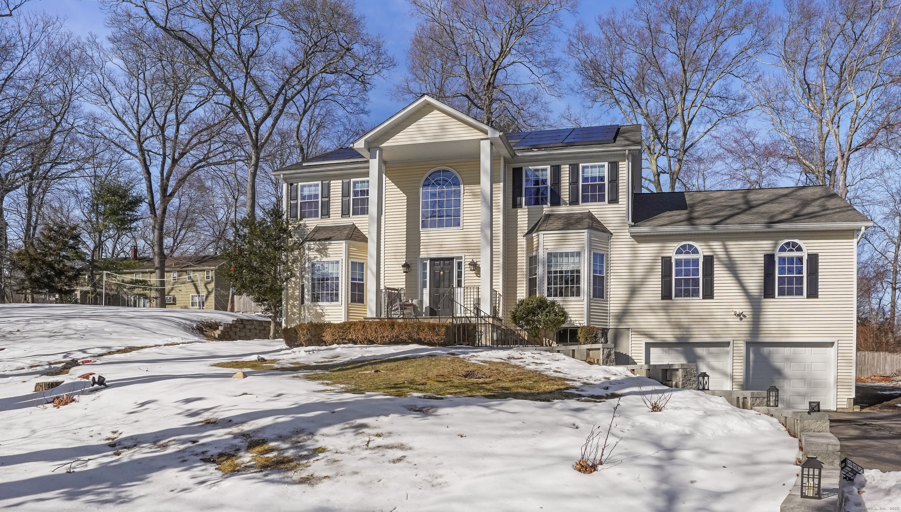 Property for Sale at Marva Lane, Stamford, Connecticut - Bedrooms: 3 
Bathrooms: 3 
Rooms: 7  - $999,999