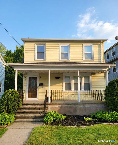 Photo of 82 Helen Street, Hamden, CT 06514 (MLS # 24209191)
