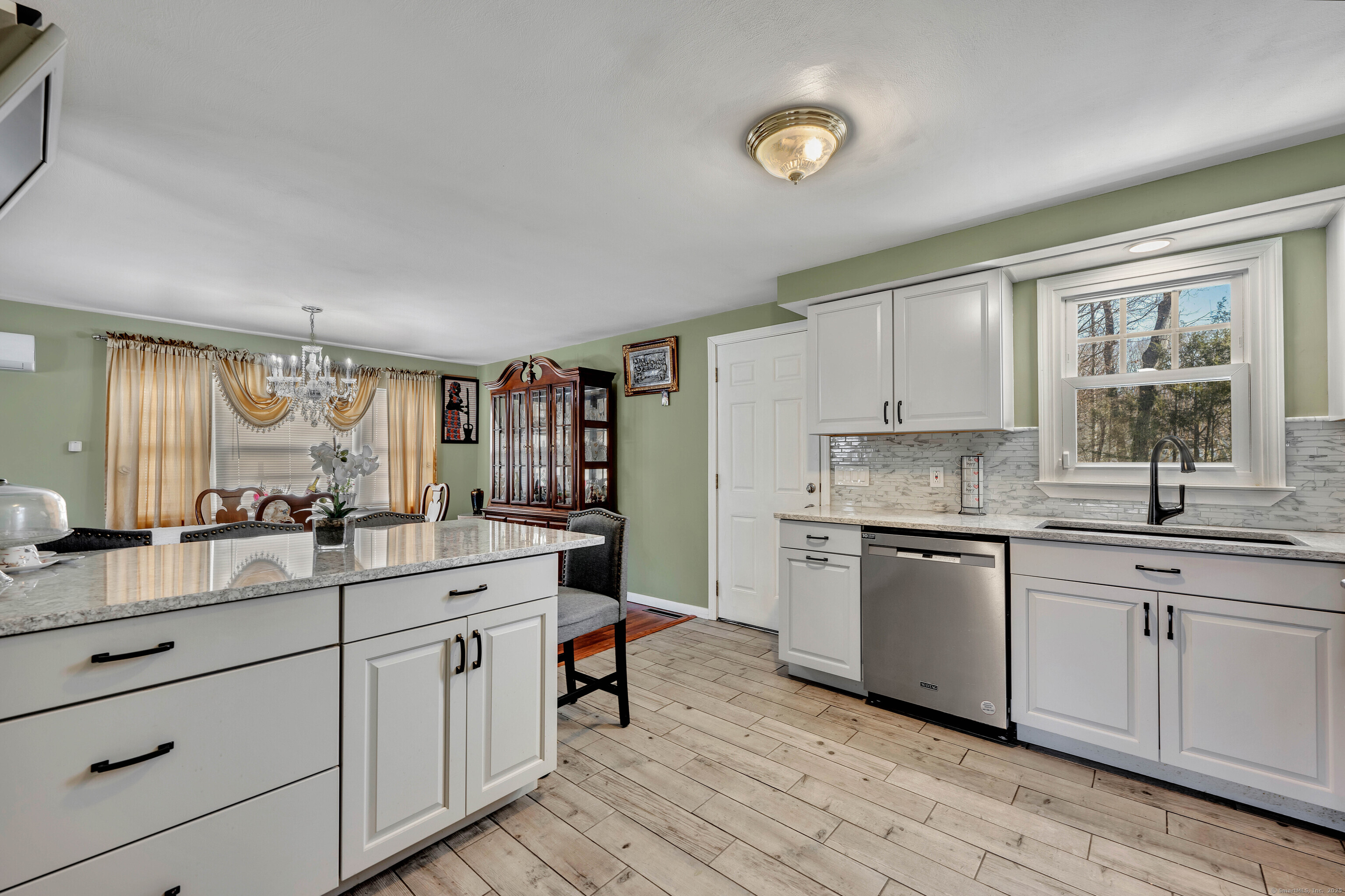 114 Parklawn Drive, Waterbury, Connecticut image 2