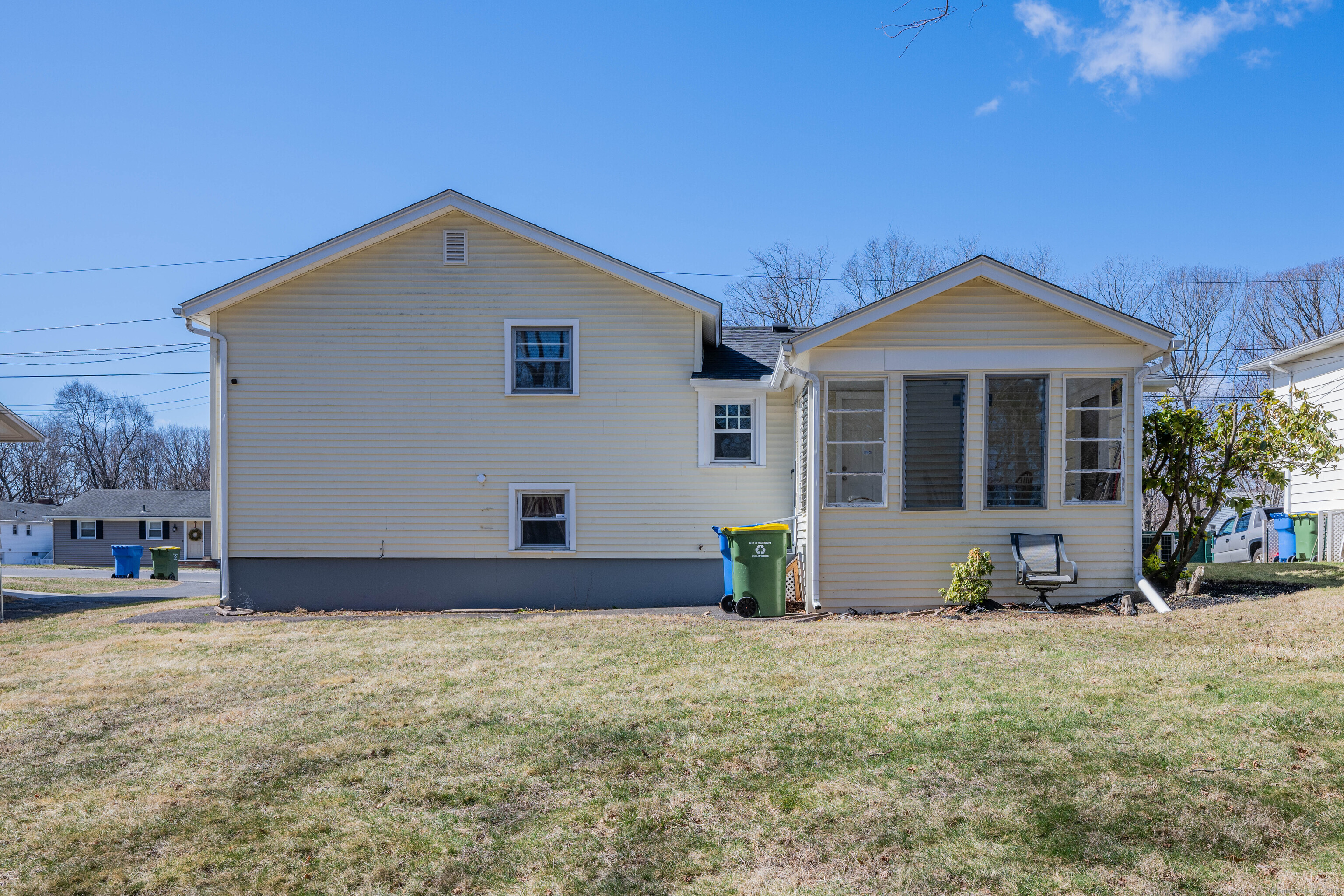 114 Parklawn Drive, Waterbury, Connecticut image 22