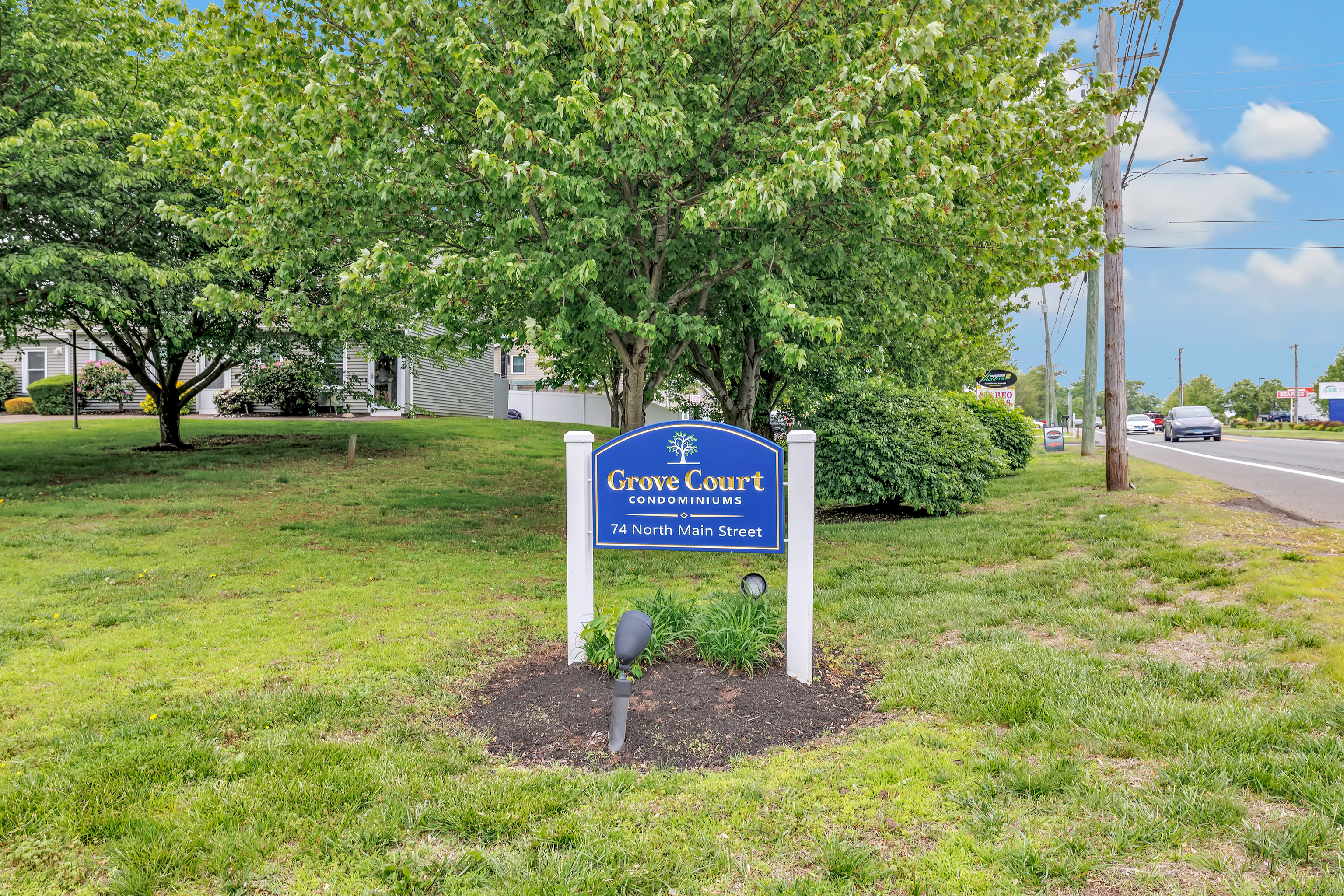 1 Grove Court #1, Branford, Connecticut image 8
