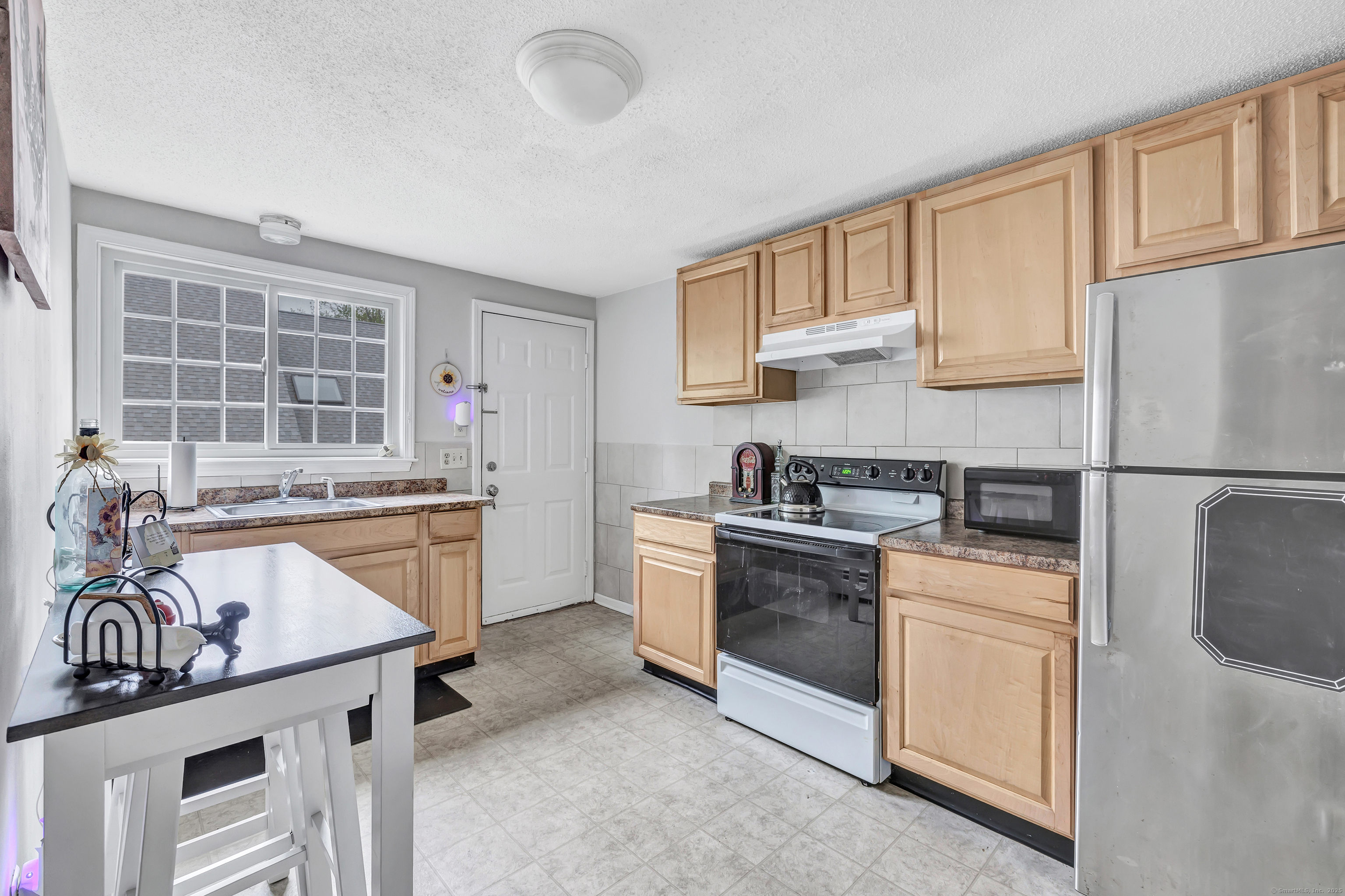 1 Grove Court #1, Branford, Connecticut image 14