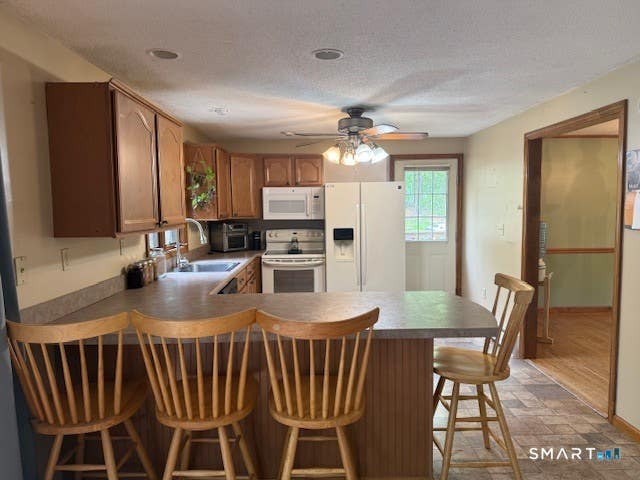 Photo of 84 Oak Leaf Drive, Colchester, CT 06415 (MLS # 24174754)