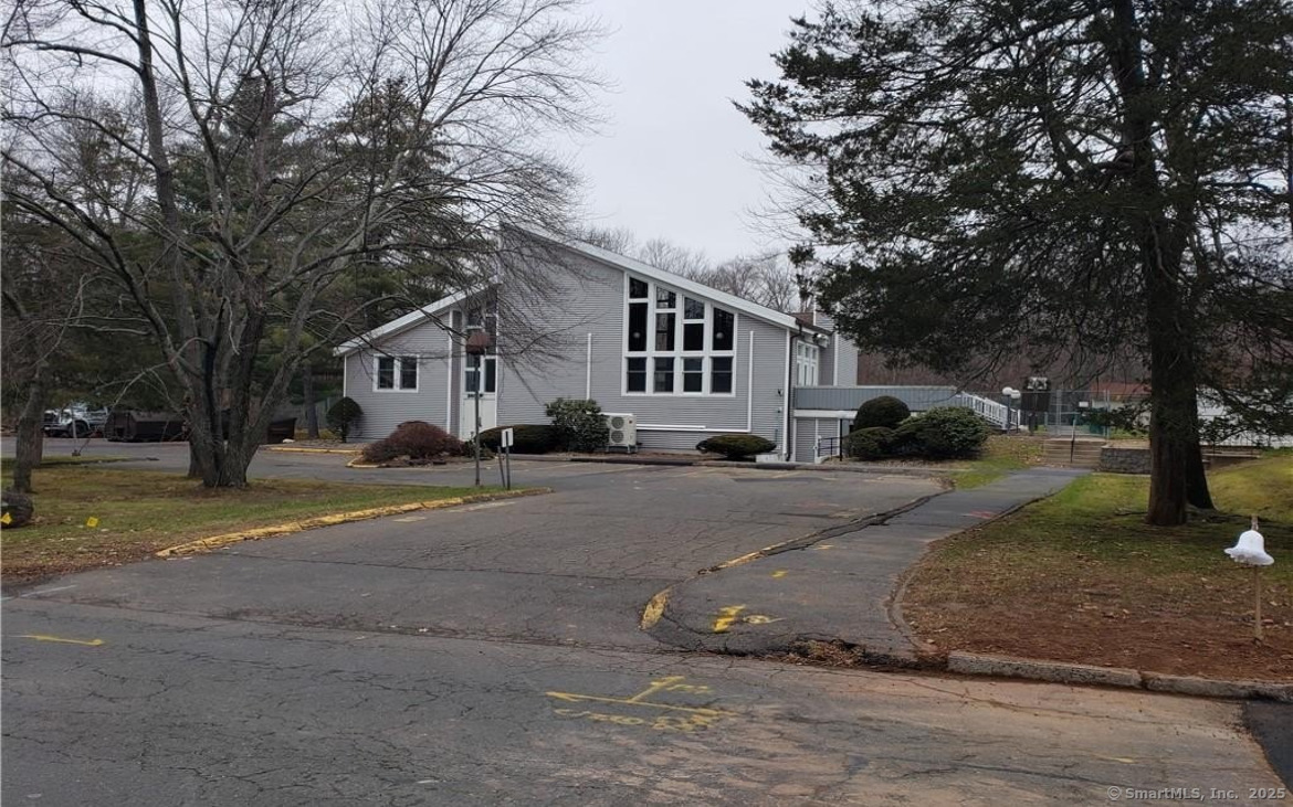310 Brittany Farms Road #APT E, New Britain, Connecticut image 25